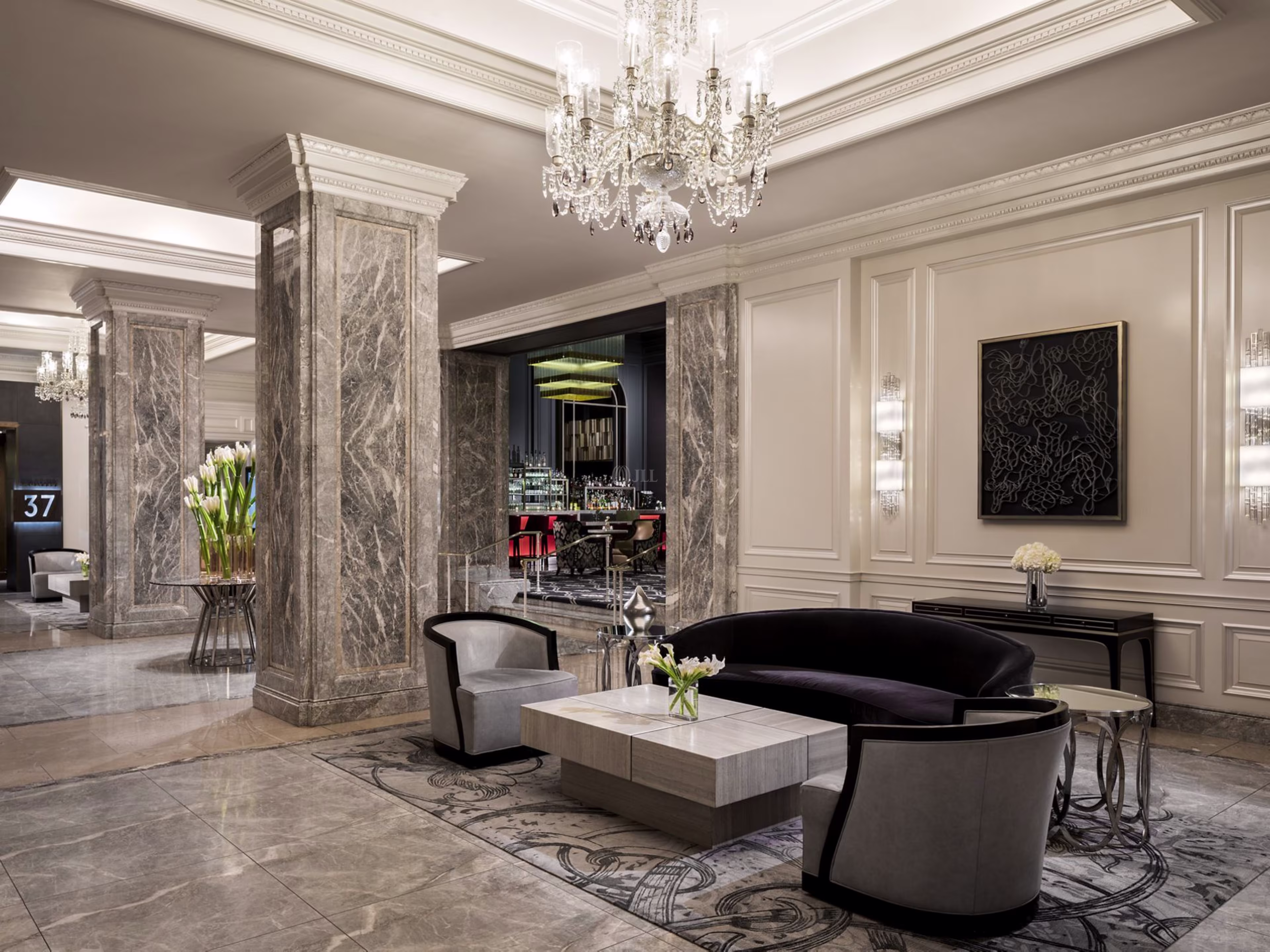 The Ritz-Carlton Hotel - Retail