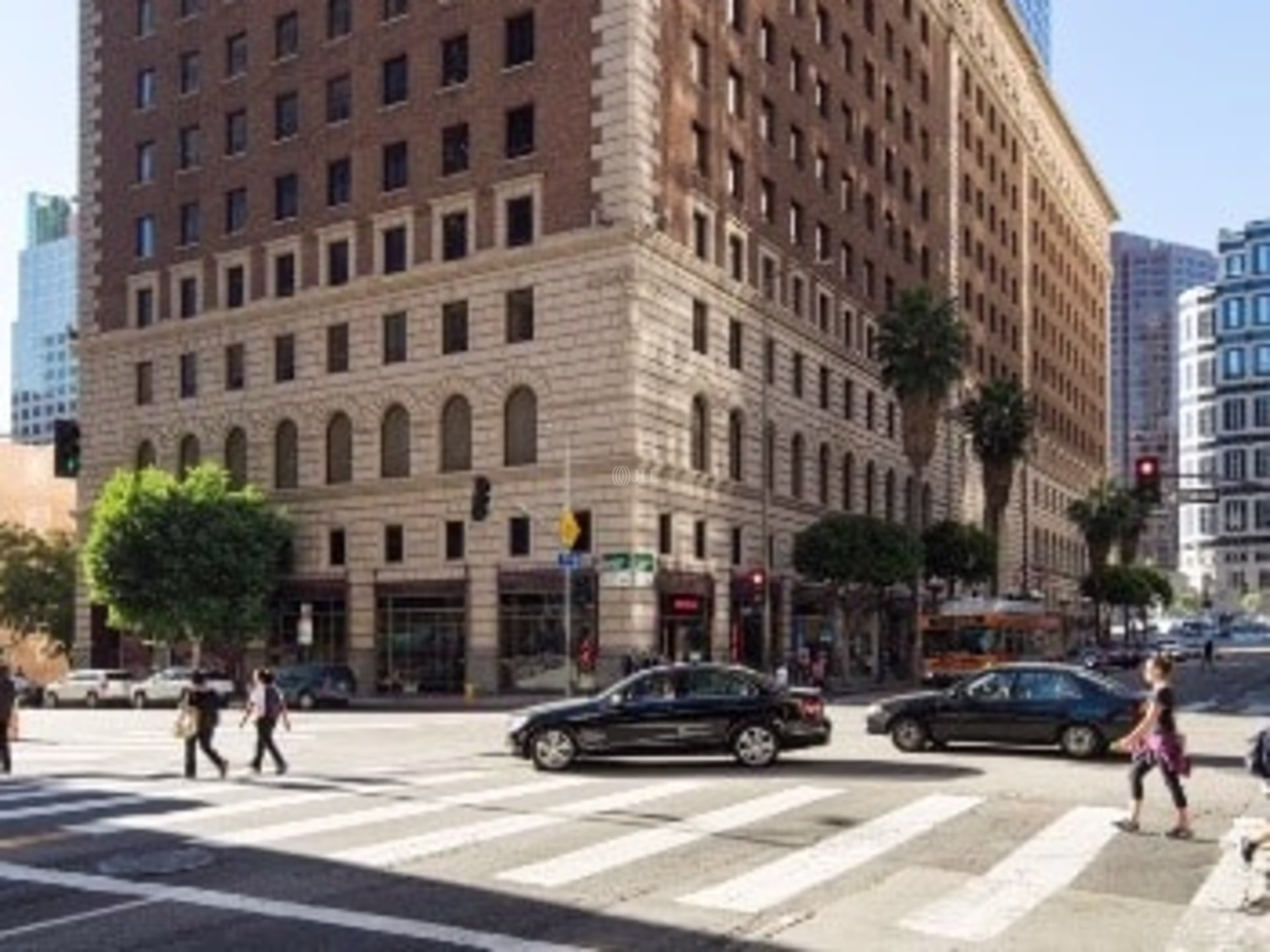 818 West 7th