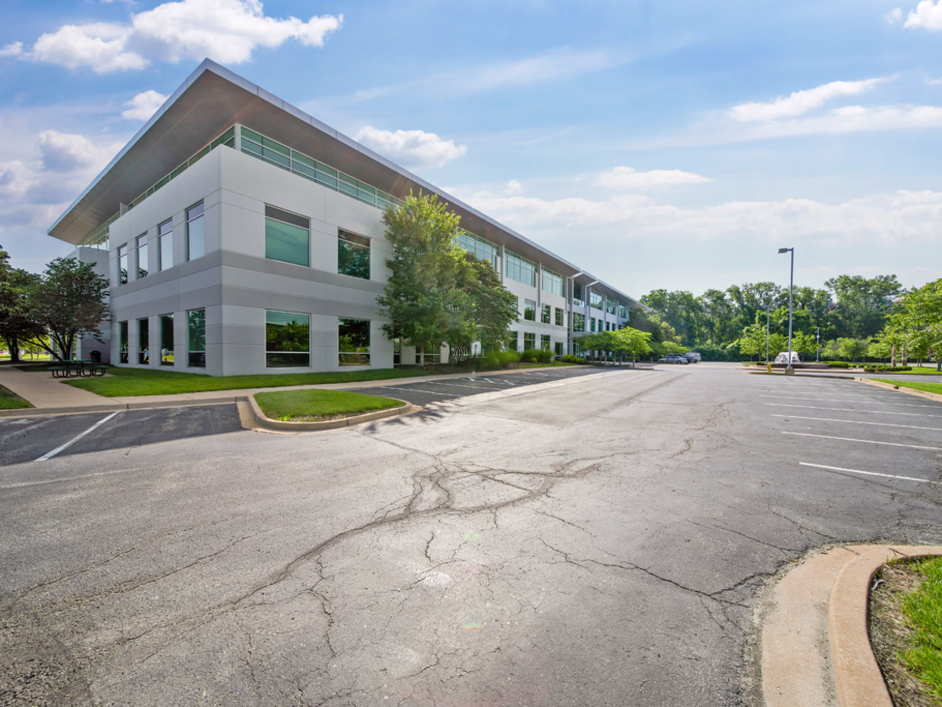 Riverport Commons IV