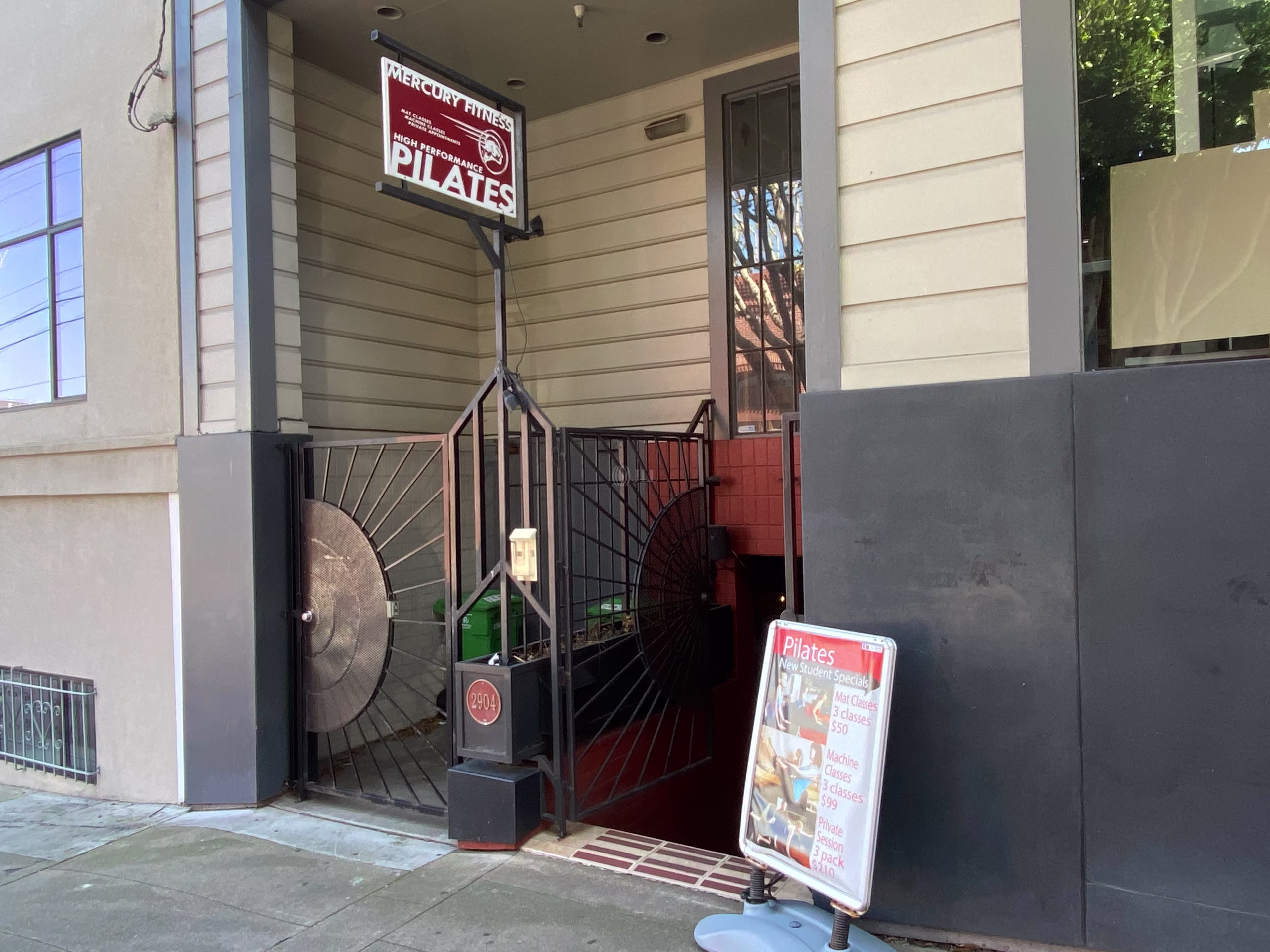 2904 Laguna Street