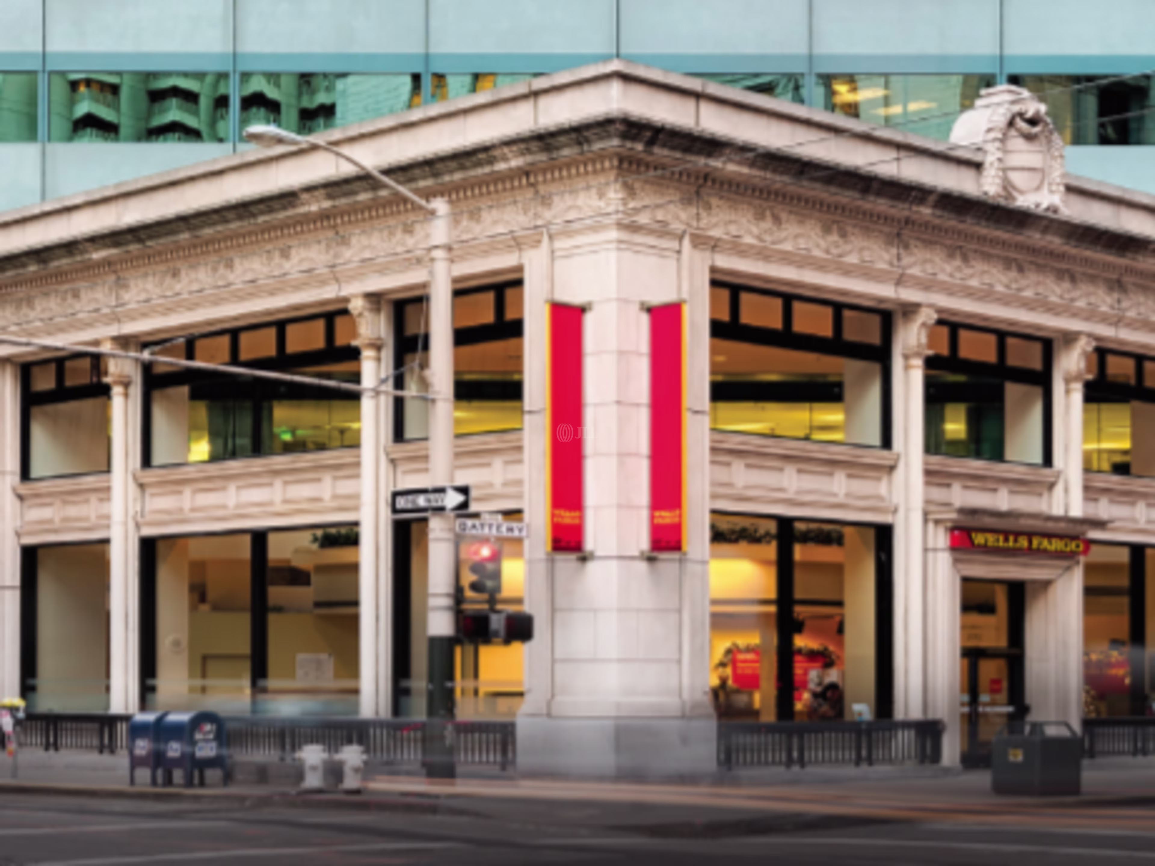 353 Sacramento St – Retail