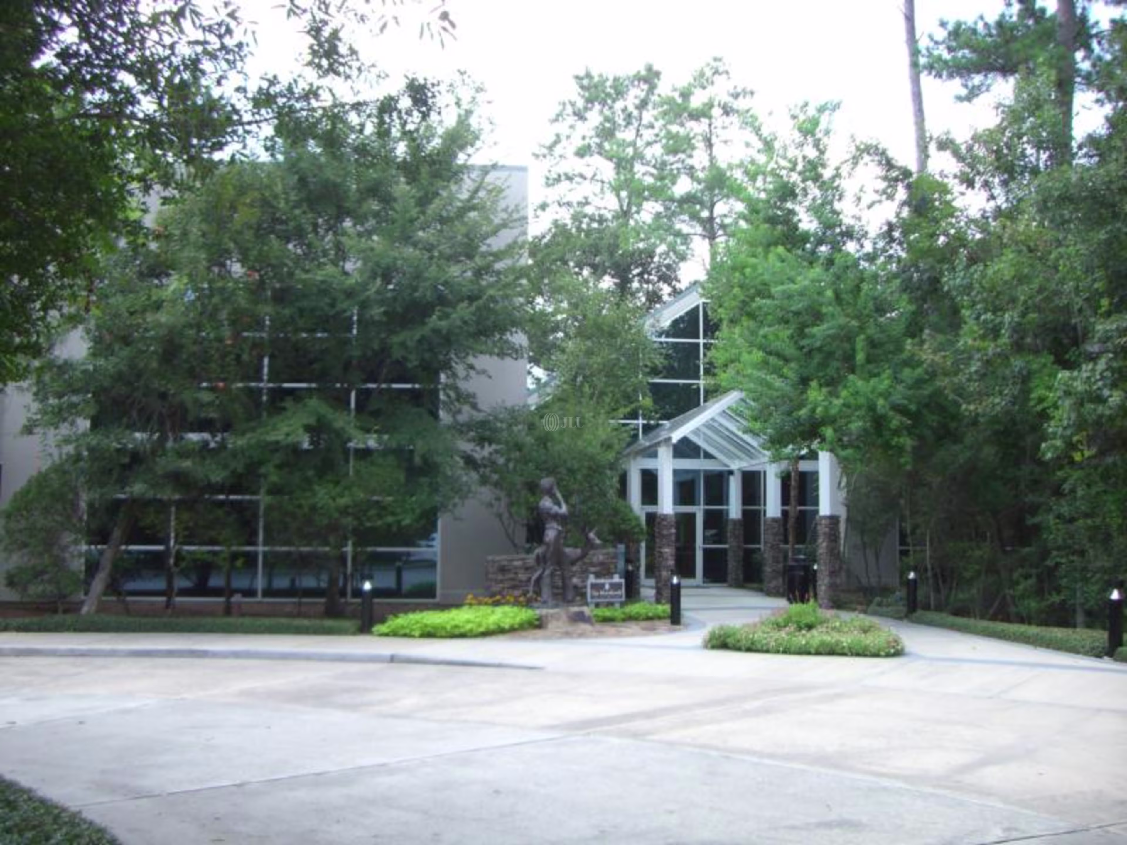 2000 Woodlands Parkway