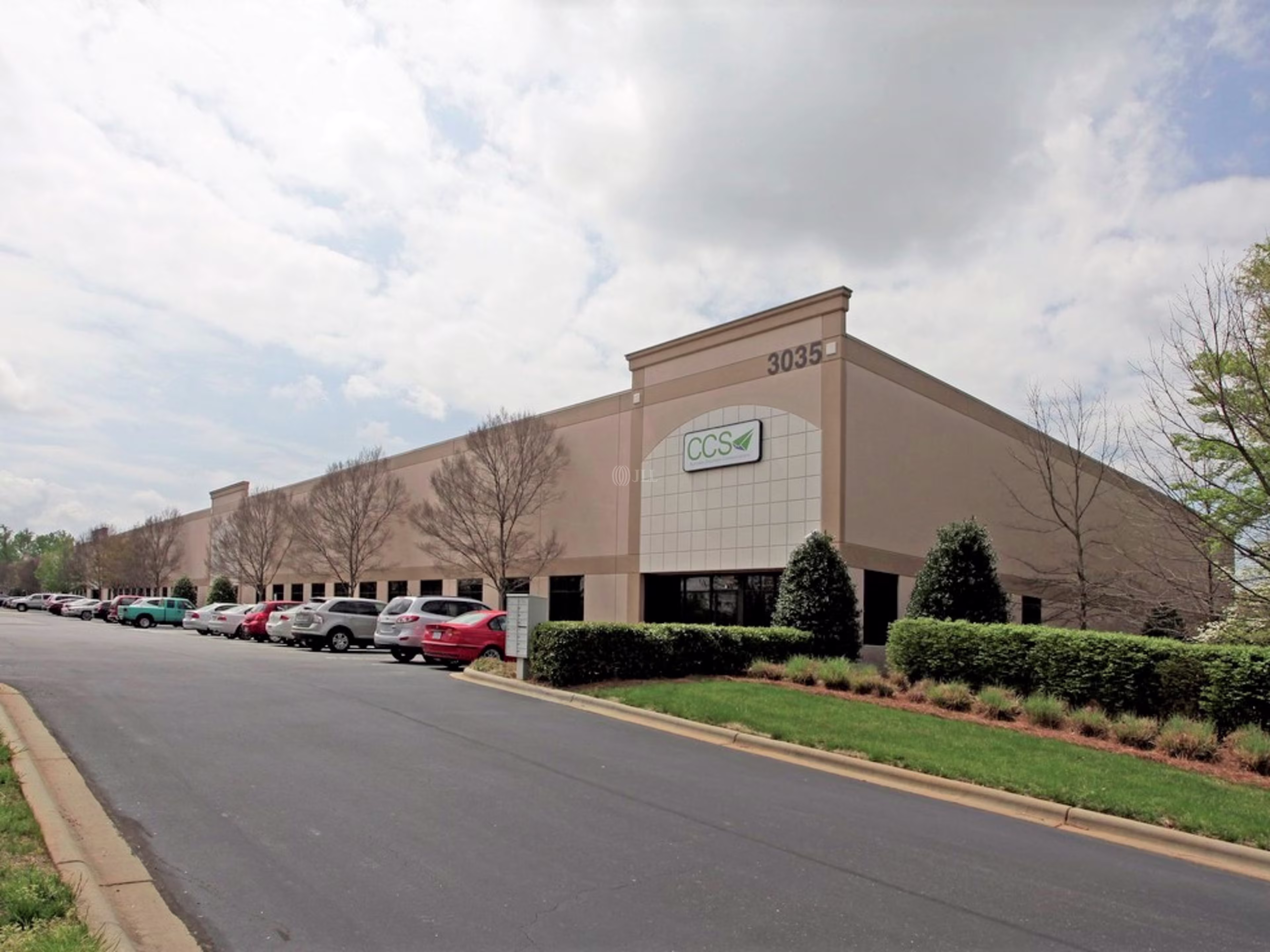 Airport Commerce Center