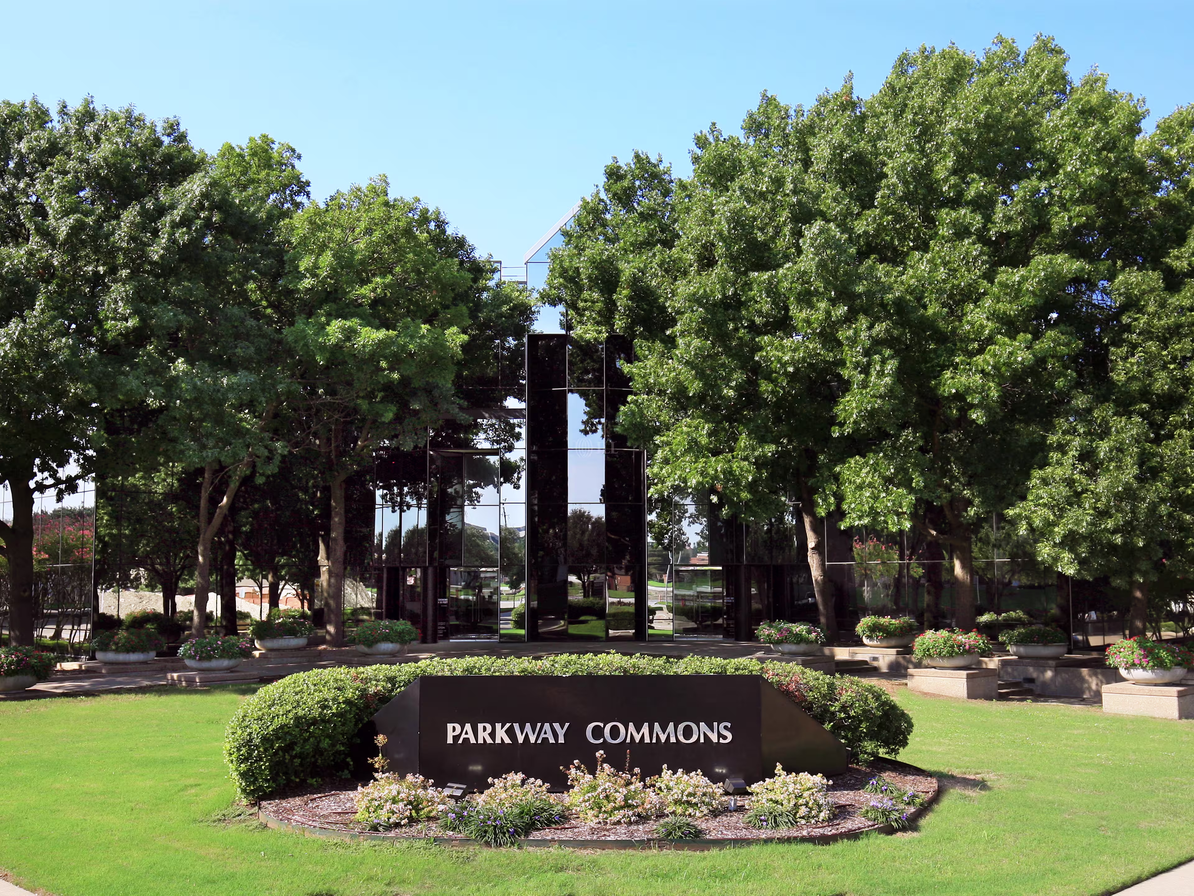 Parkway Commons