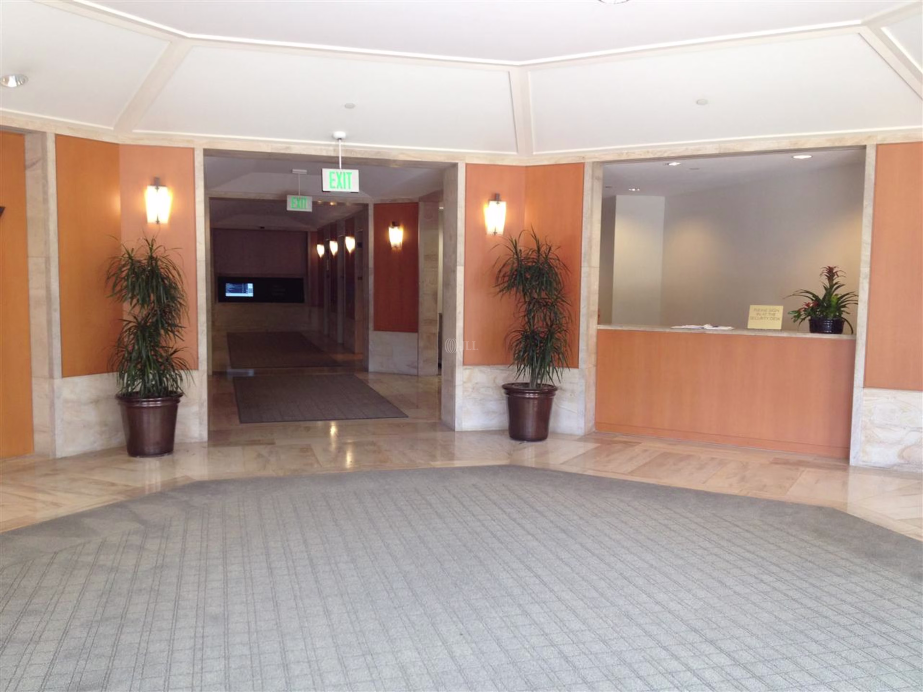 6601 Center - Playa District
