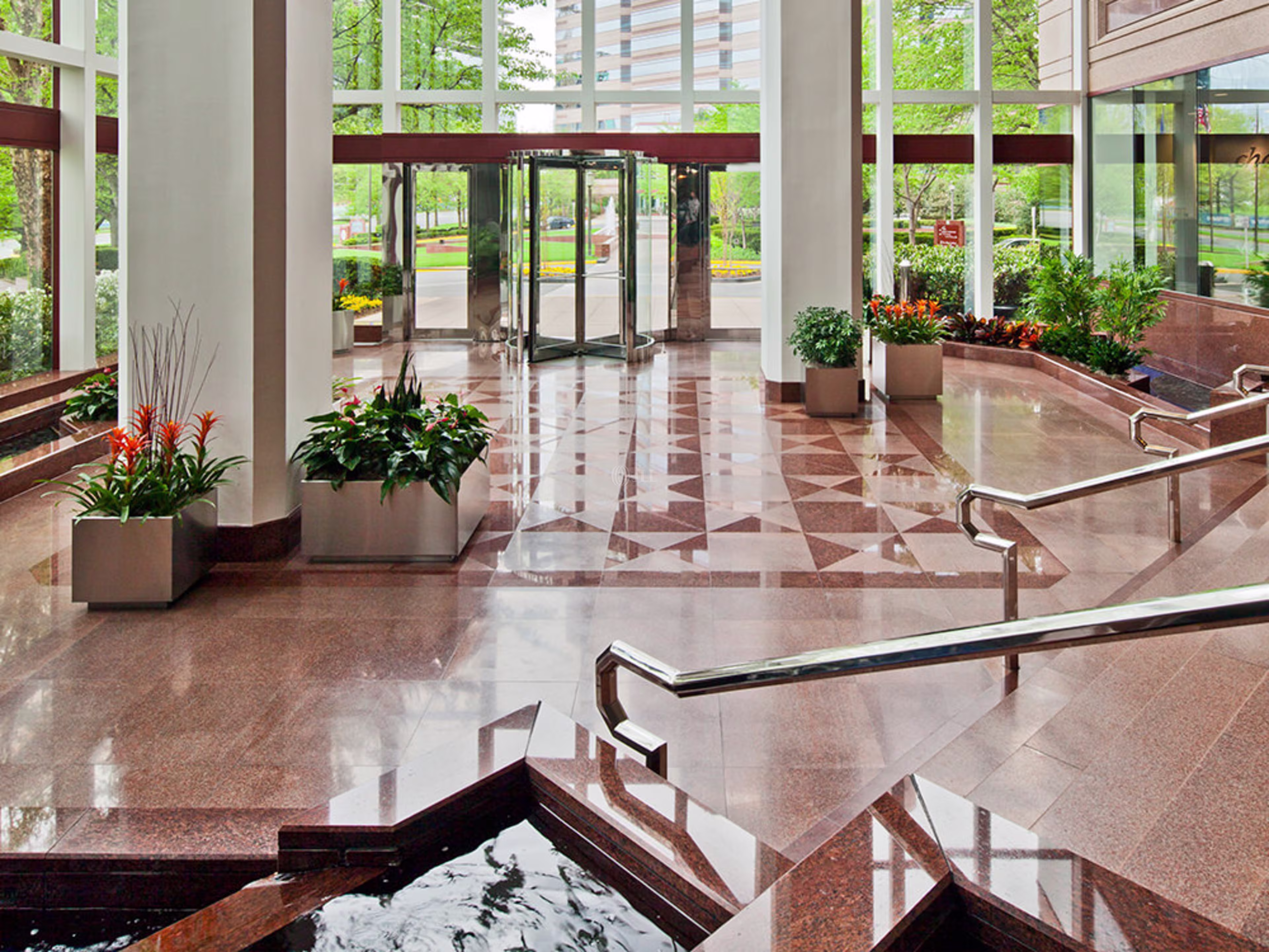 1650 Tysons