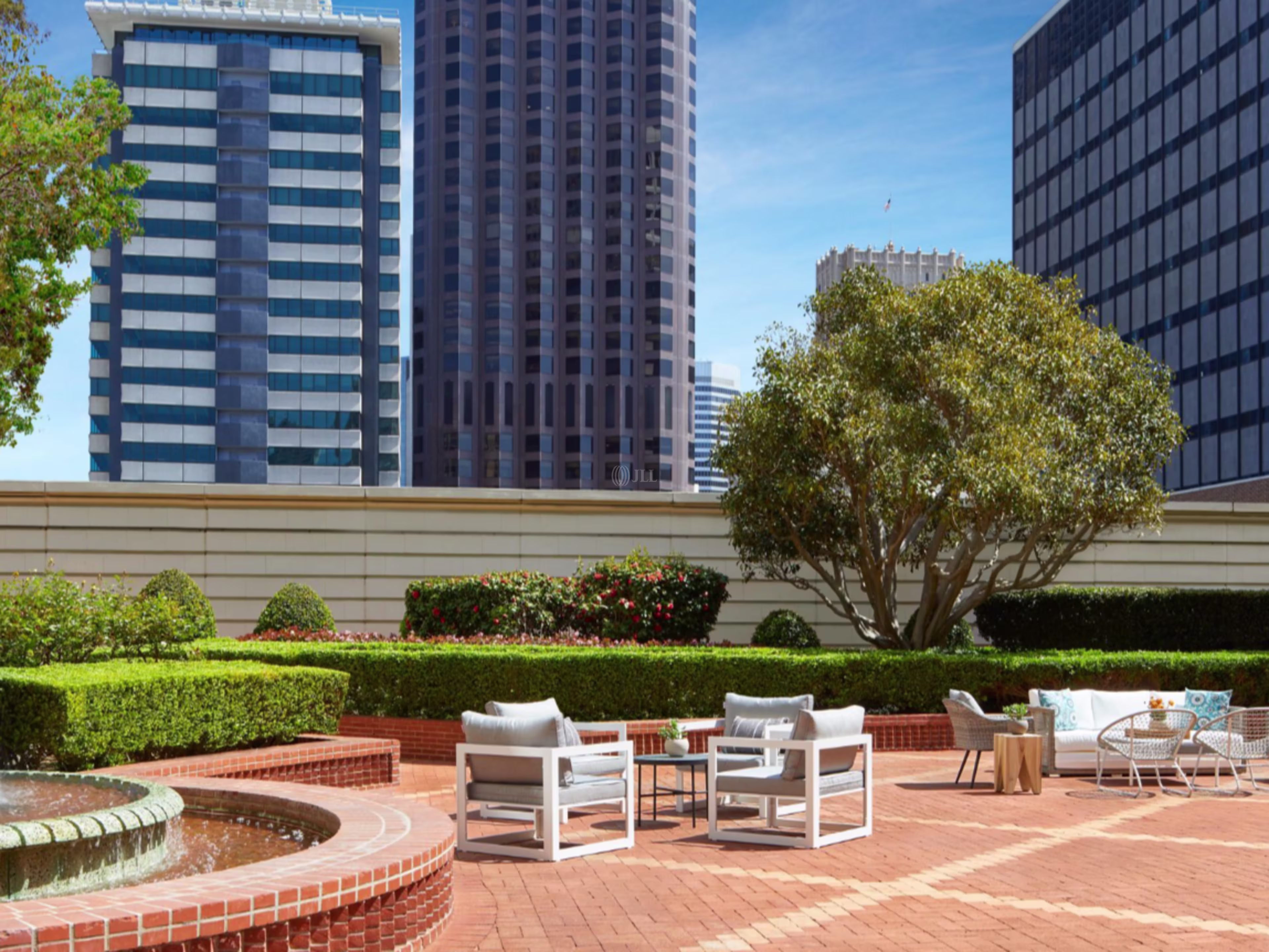 The Ritz-Carlton Hotel - Retail