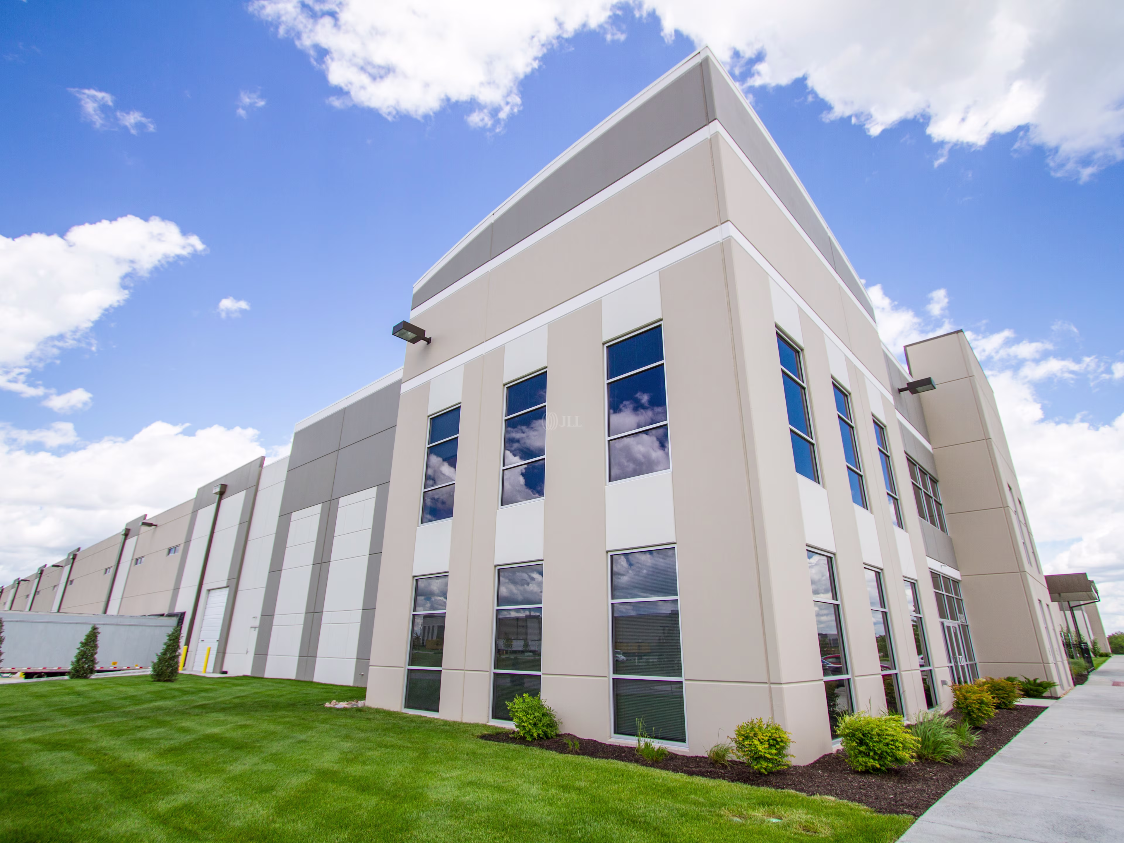 Gateway85 - Building 7