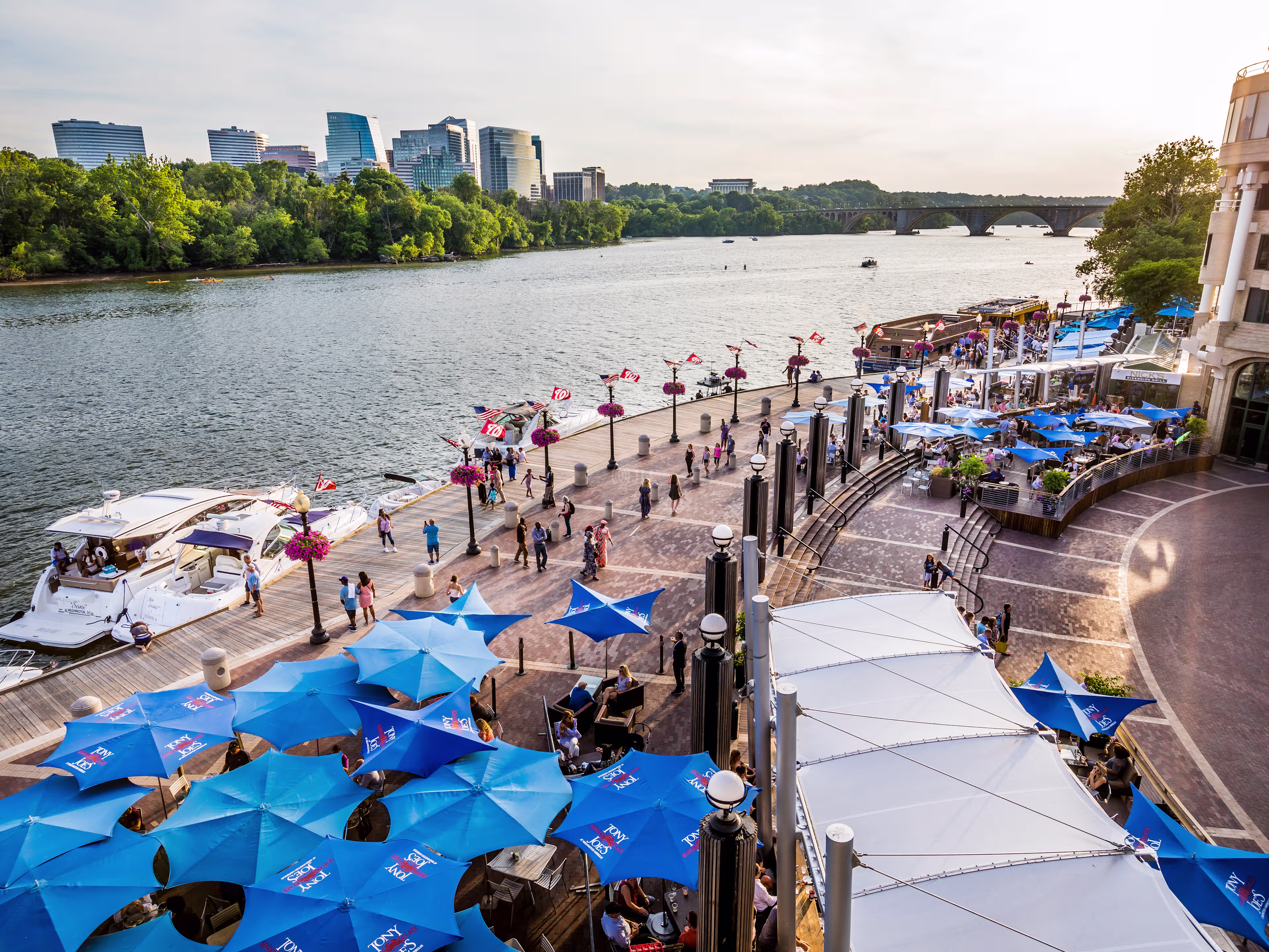 Washington Harbour West