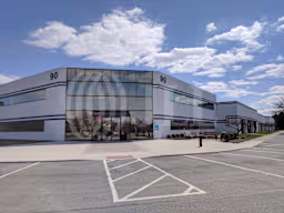 90 S Commerce Way — Lease in Bethlehem, PA, photo 4 of 8