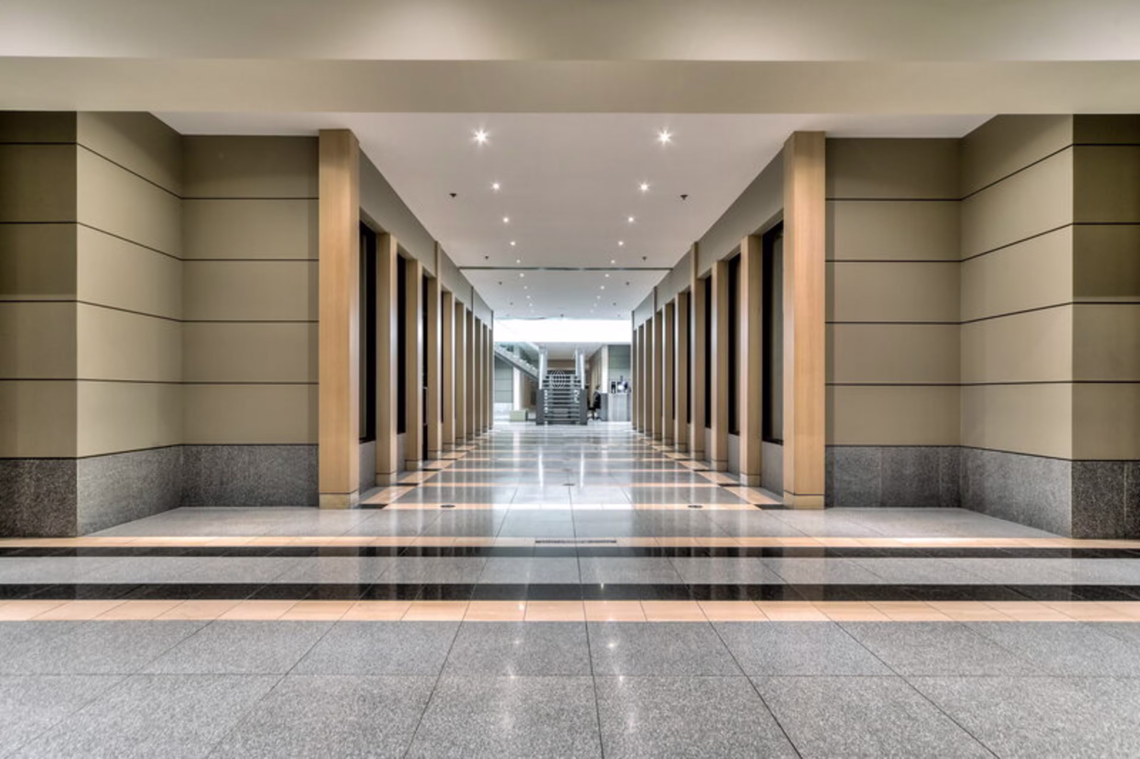 1111 Saint-Charles Street W