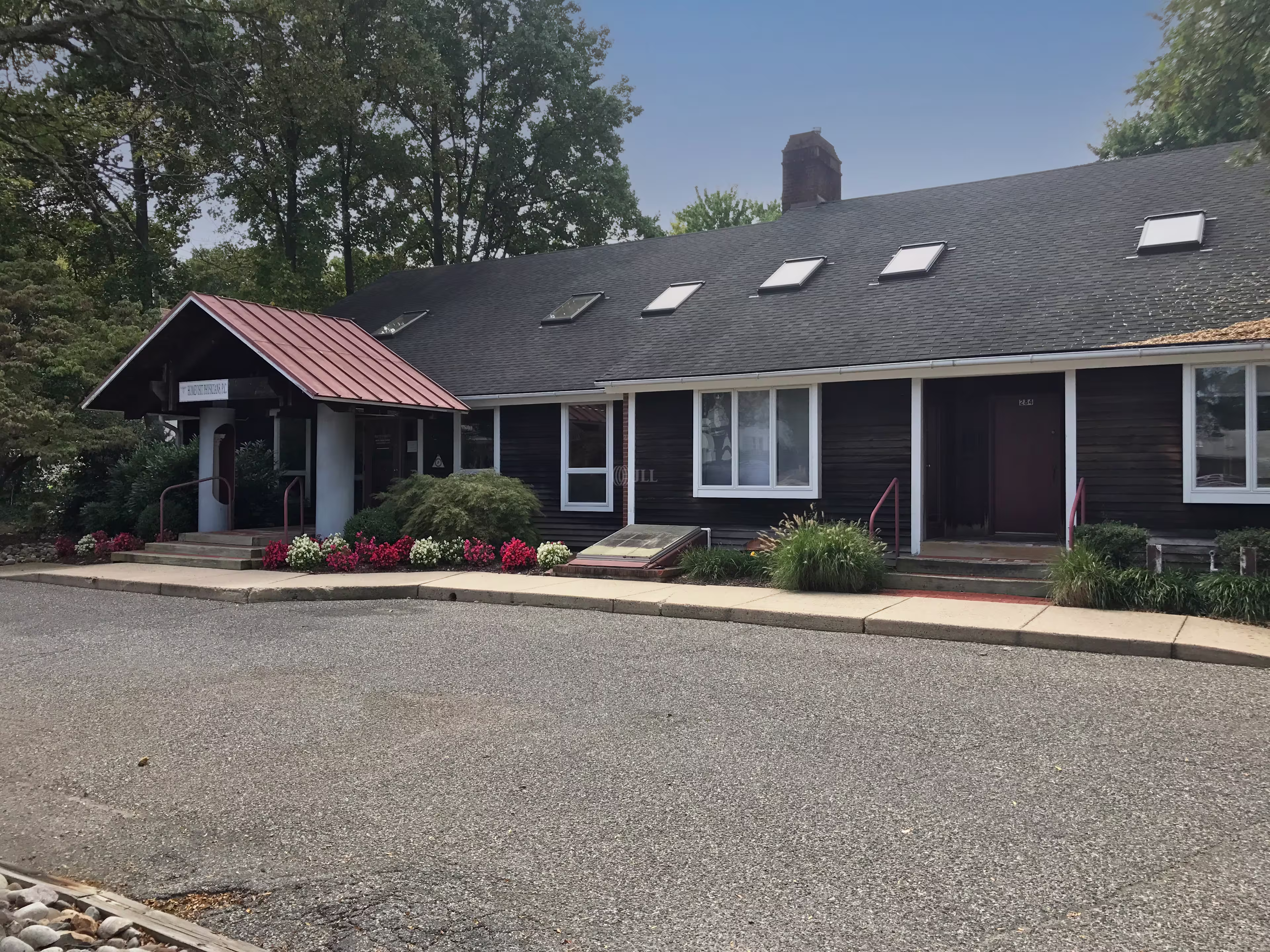 282-290 Chester Ave