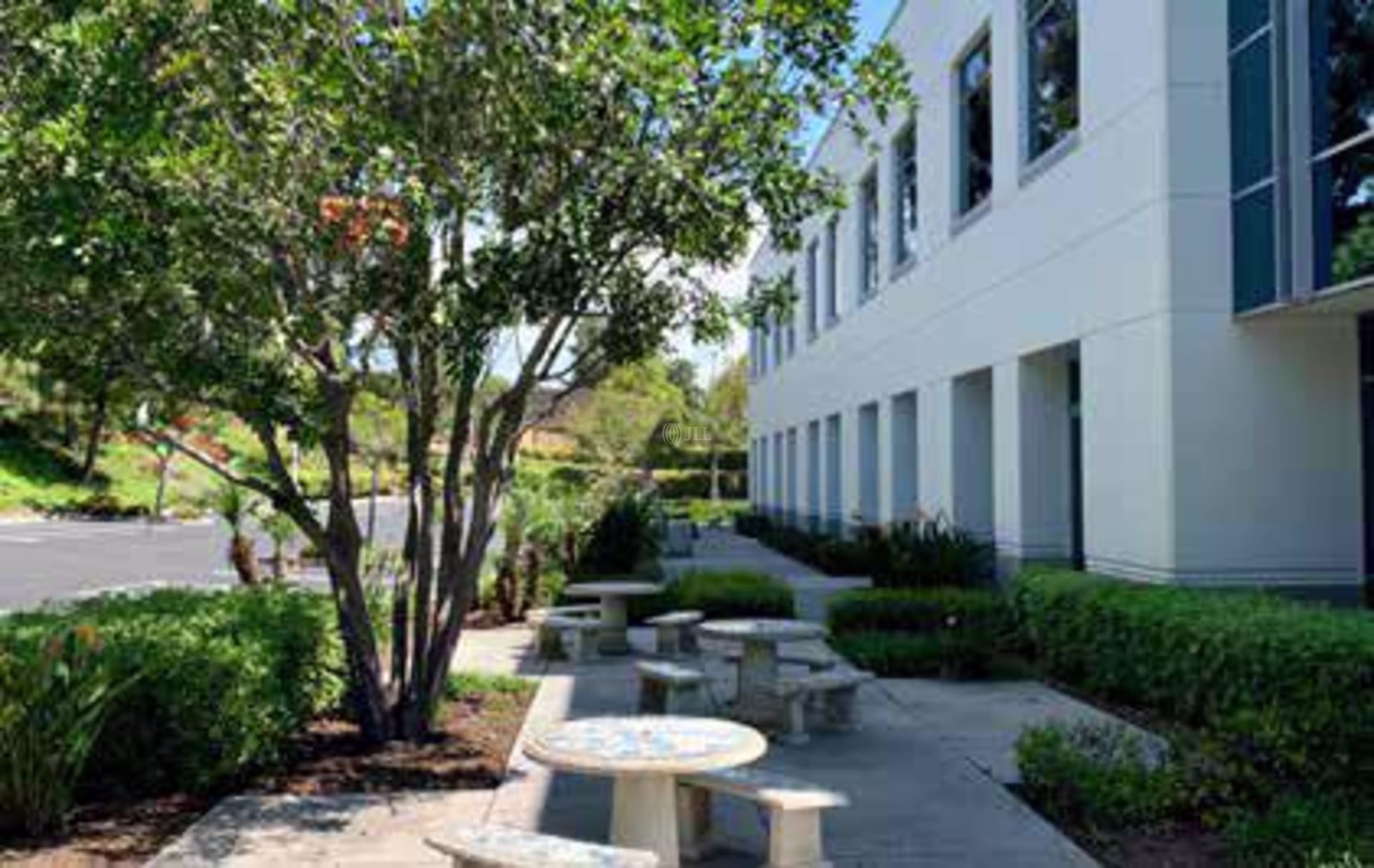 15015 Avenue of Science