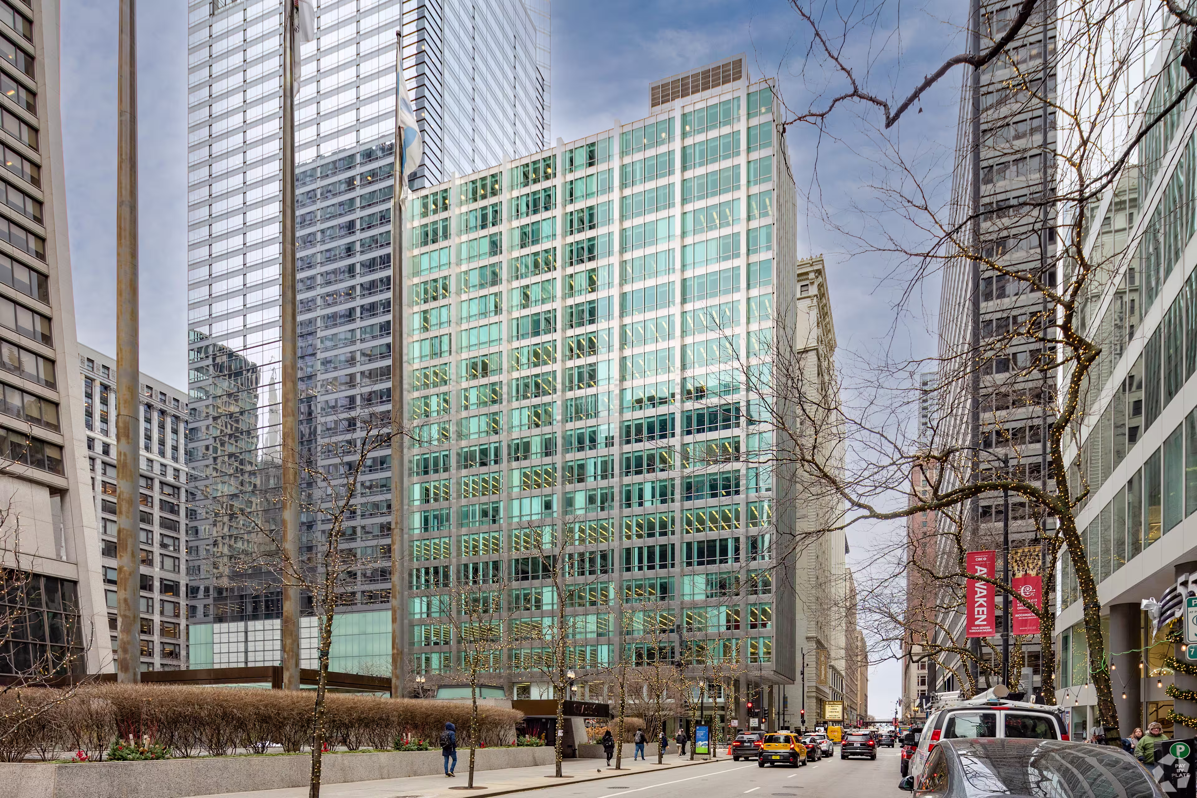 30 W Monroe St