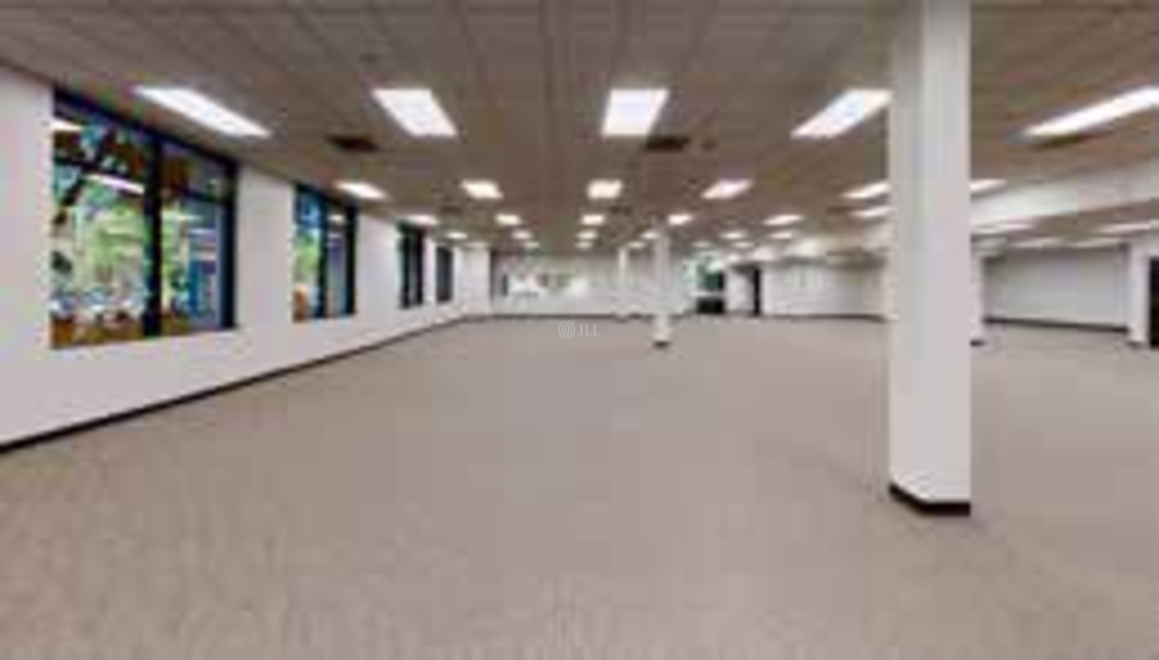 15015 Avenue of Science