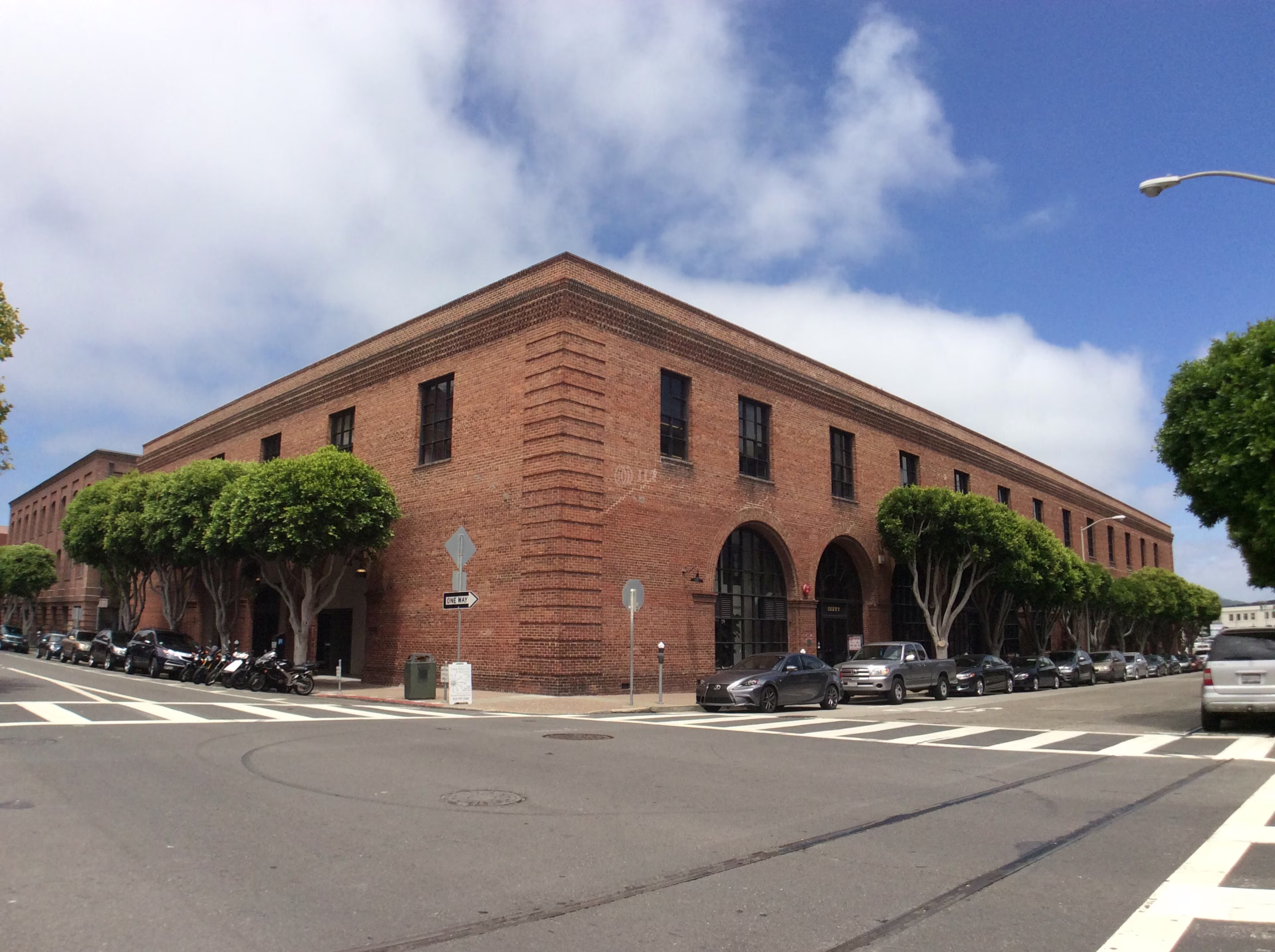 1001 Front St