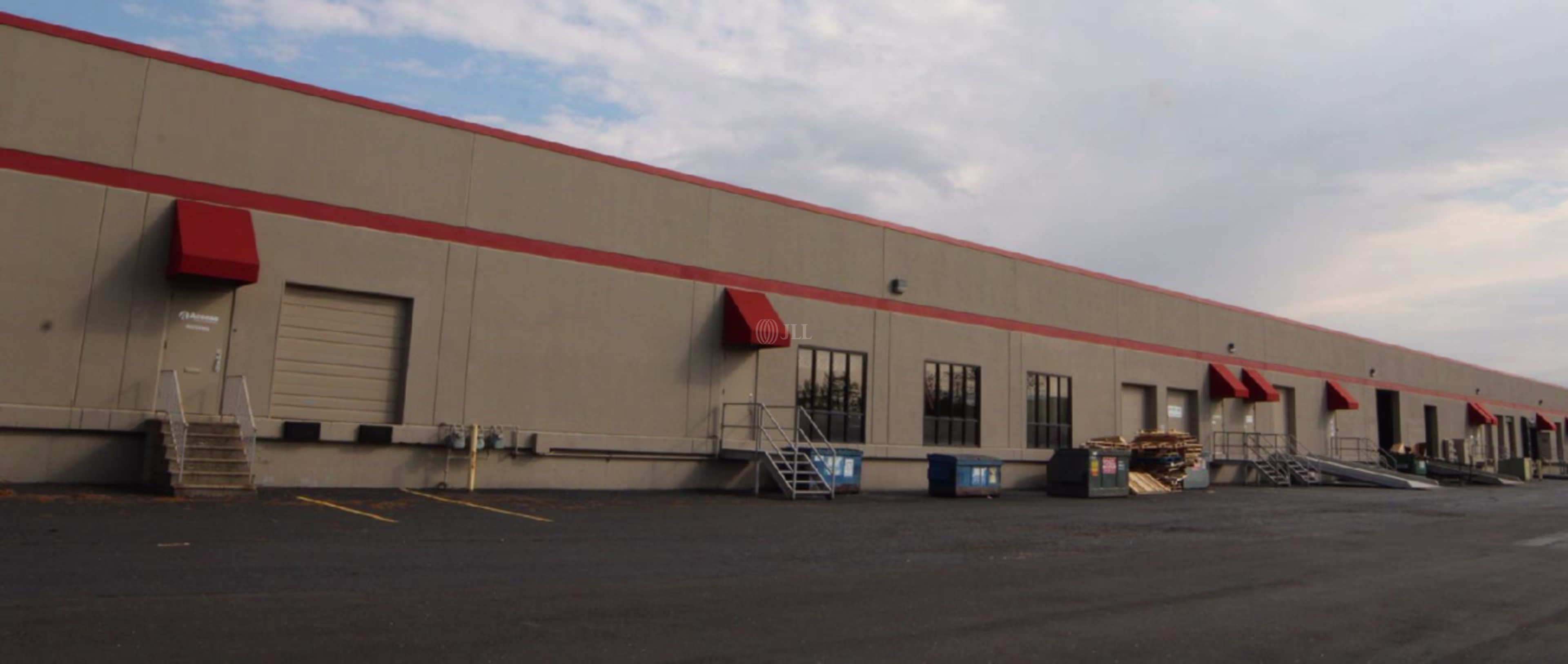 200-225 Commerce Park Dr