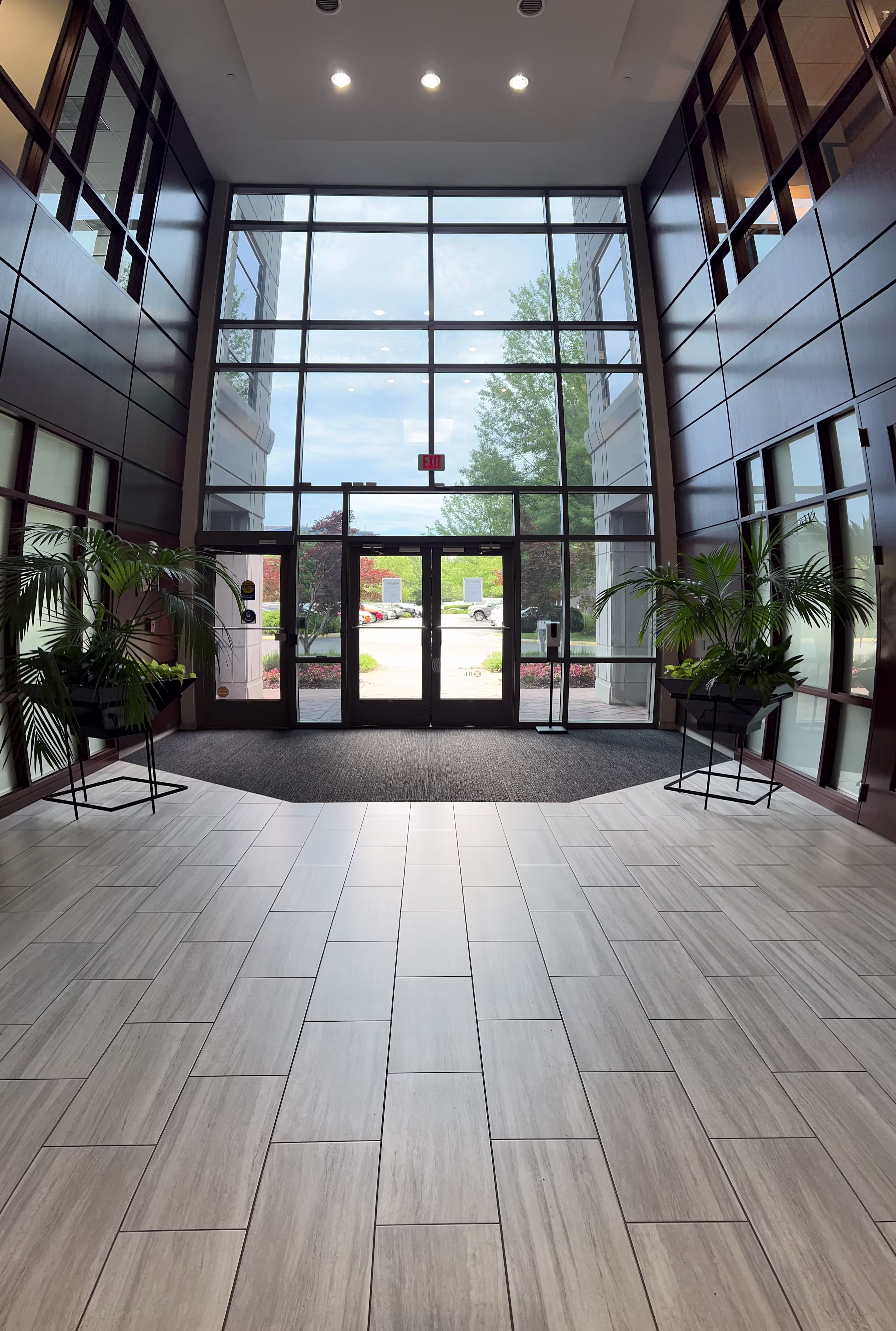 100 Gateway Centre Pkwy
