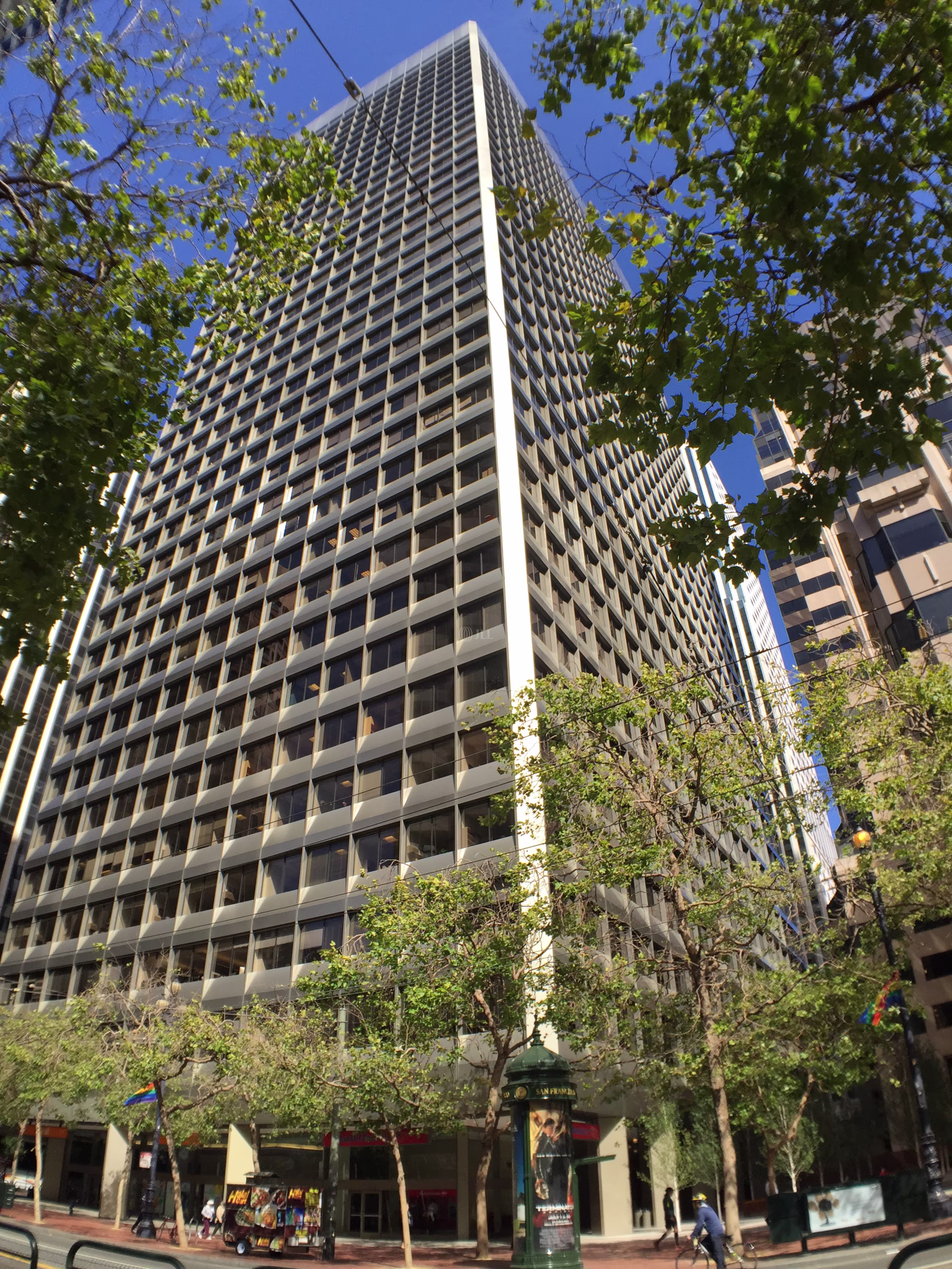 425 Market St