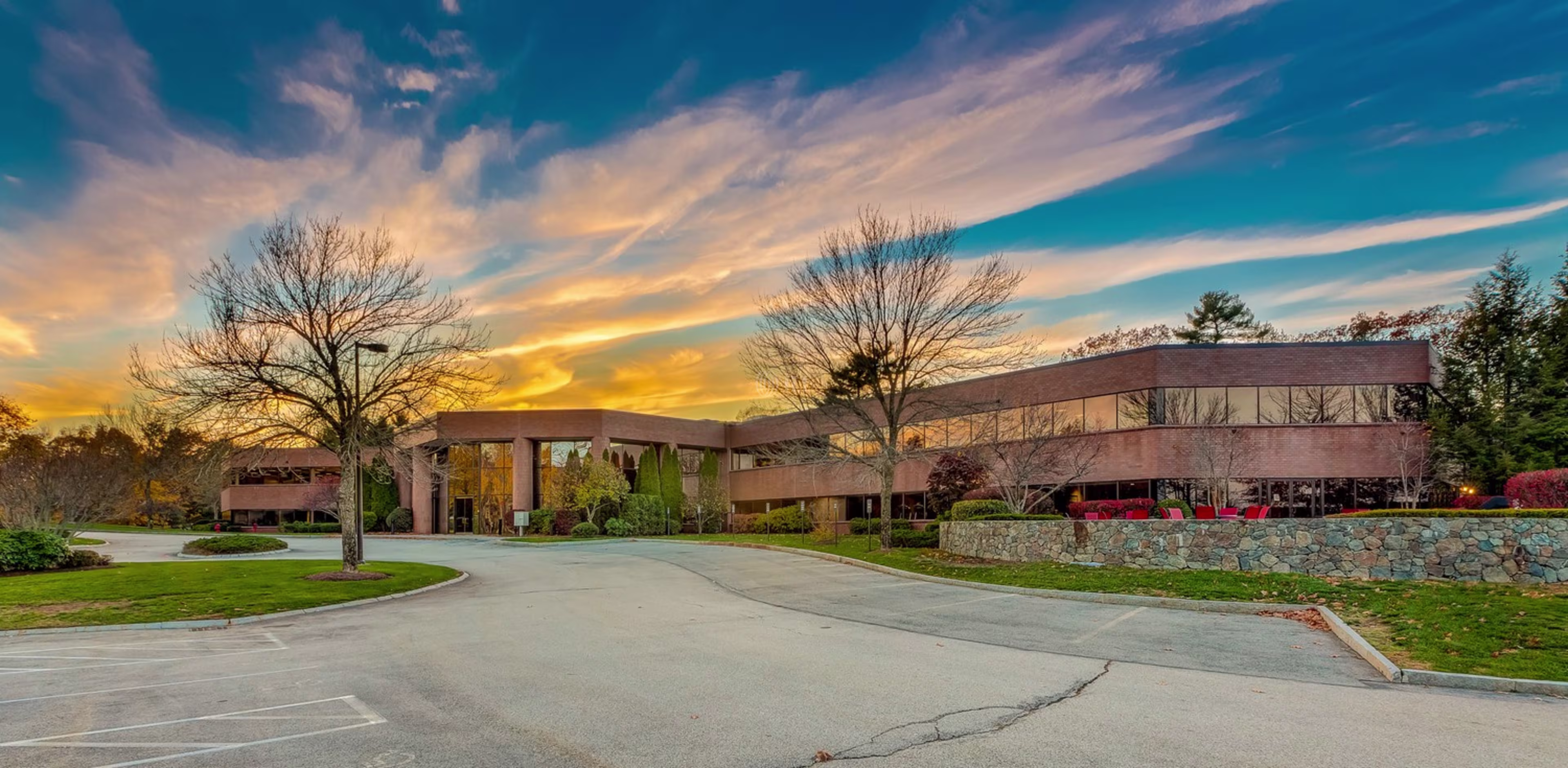 325 Donald Lynch Blvd