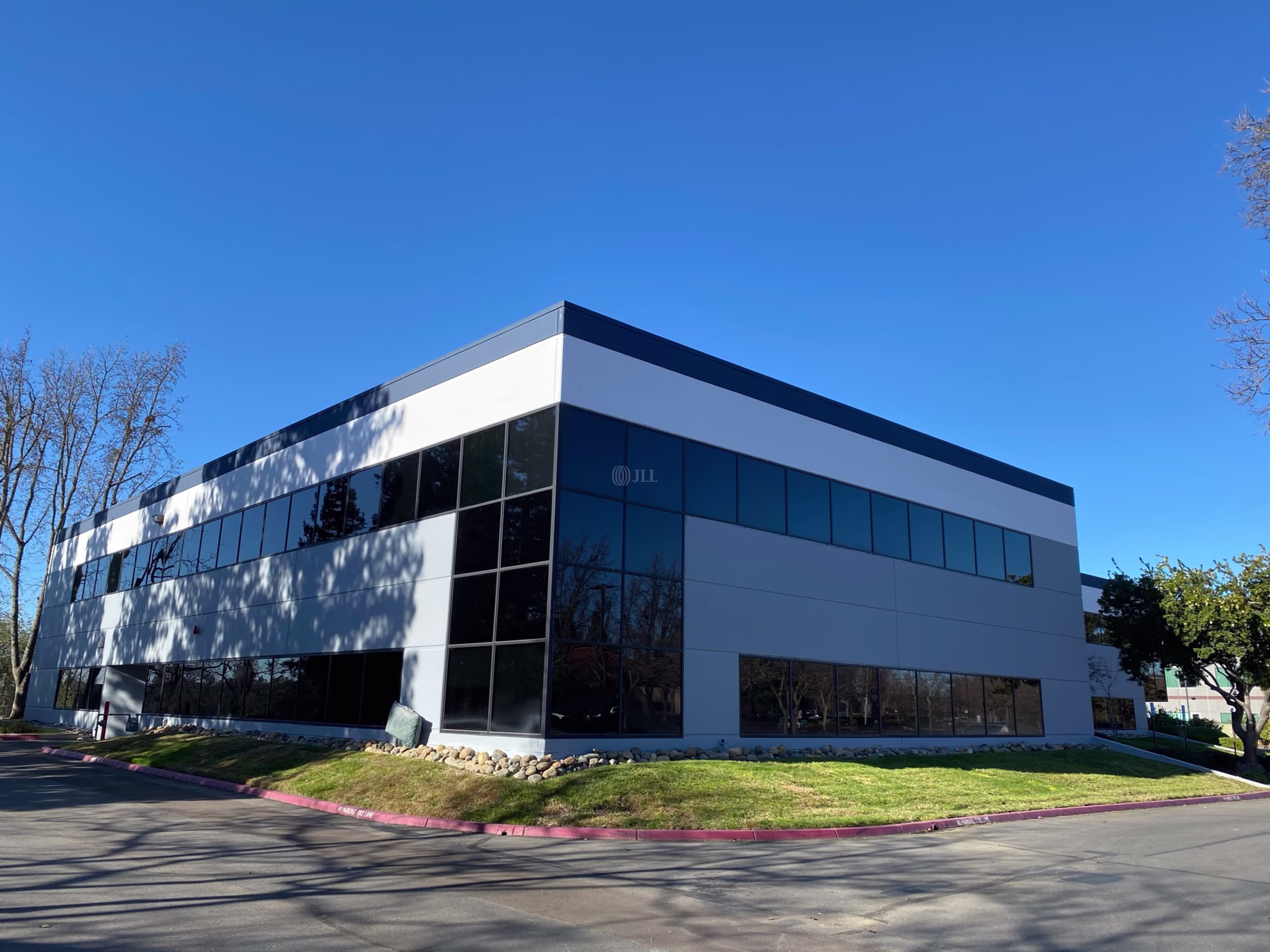 100 Blue Ravine Rd