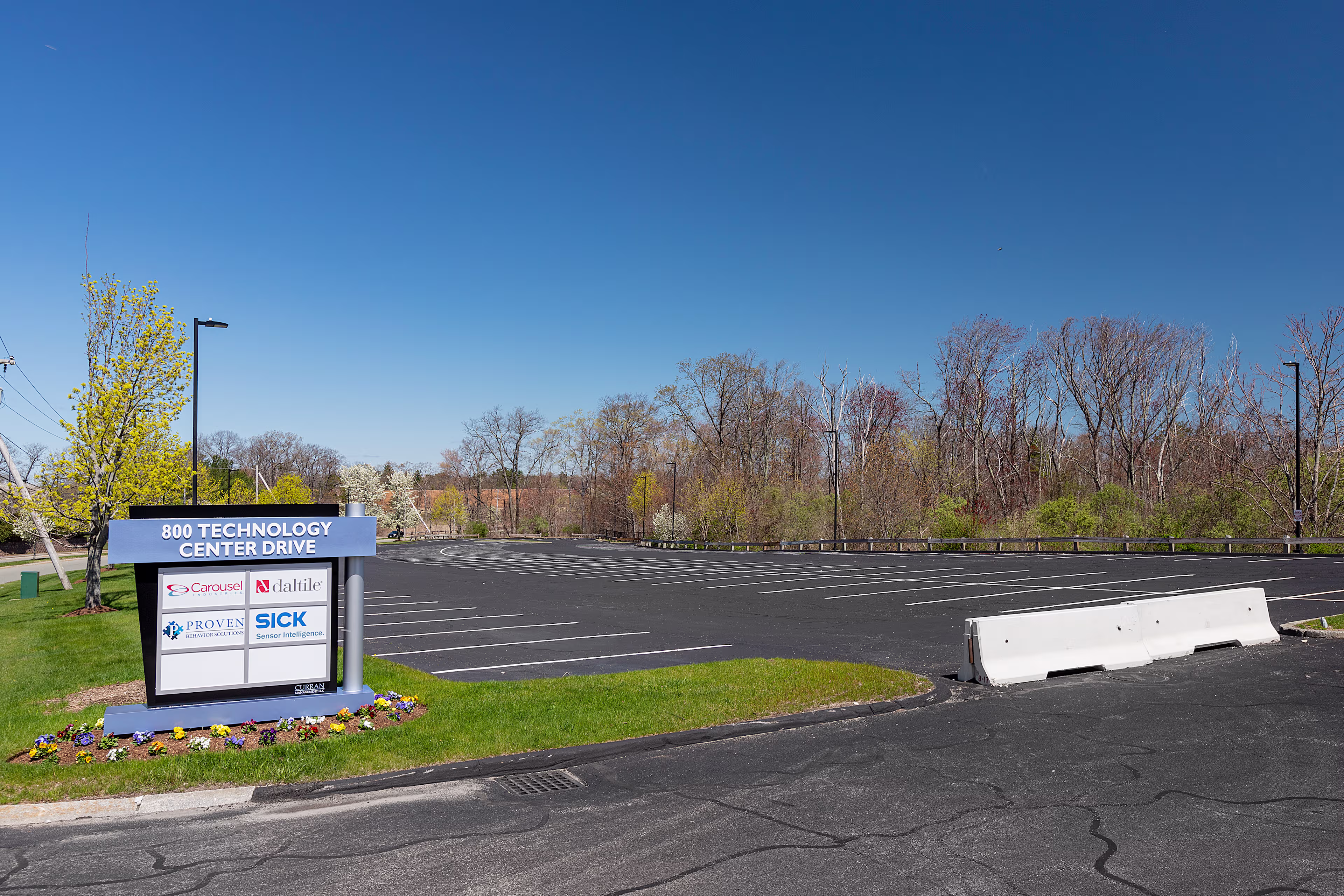 800 Technology Center Dr