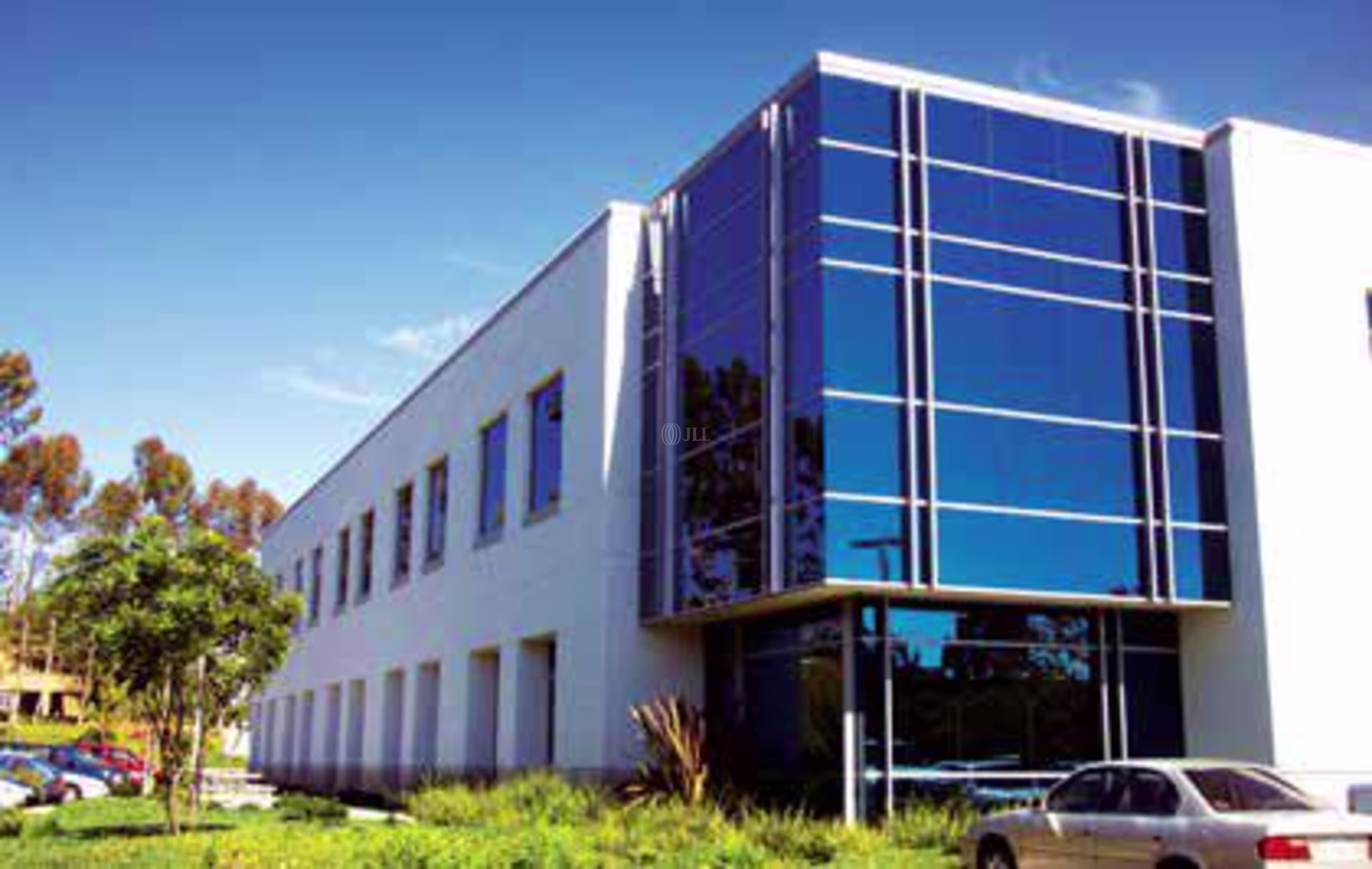 15015 Avenue of Science