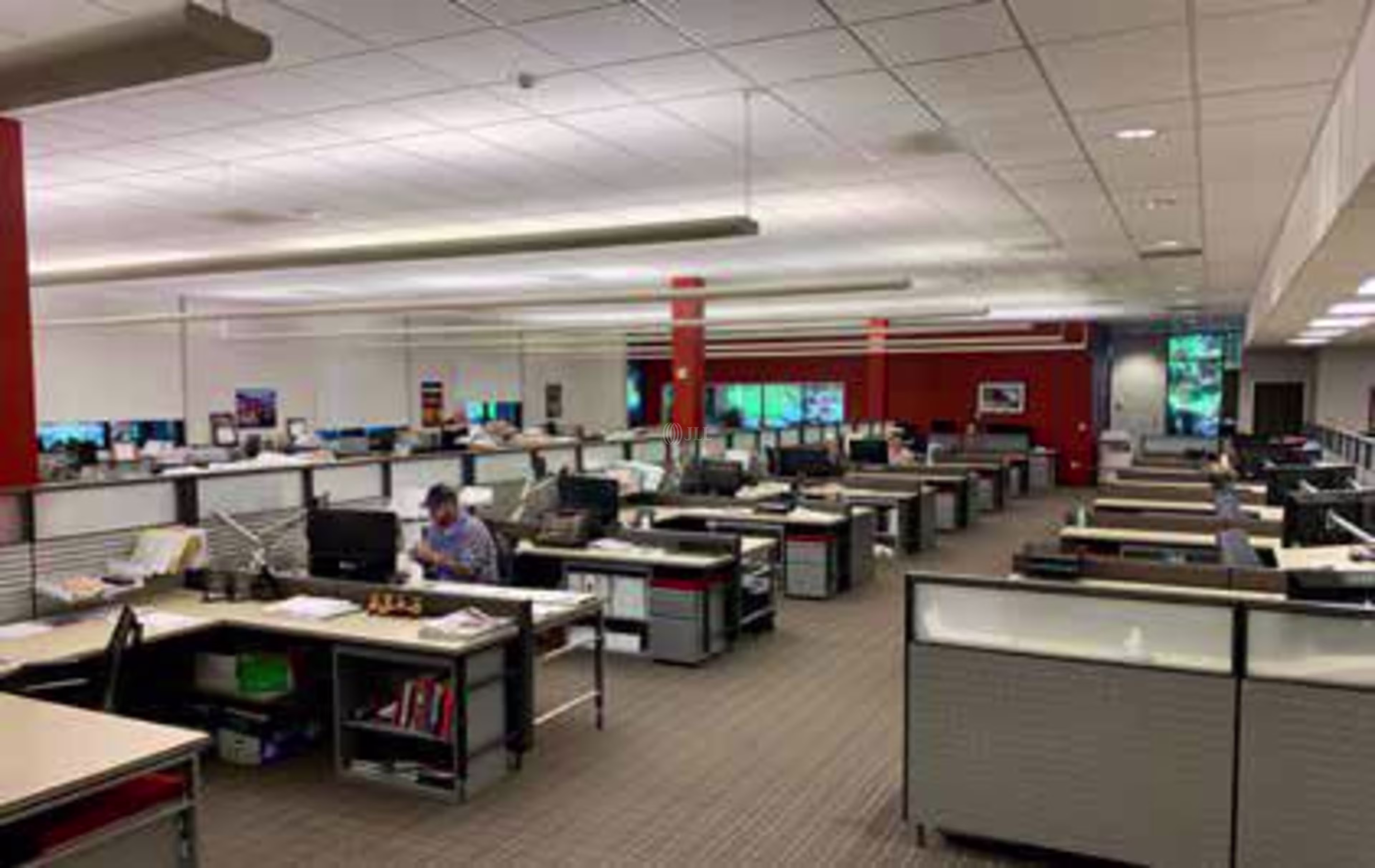 15015 Avenue of Science