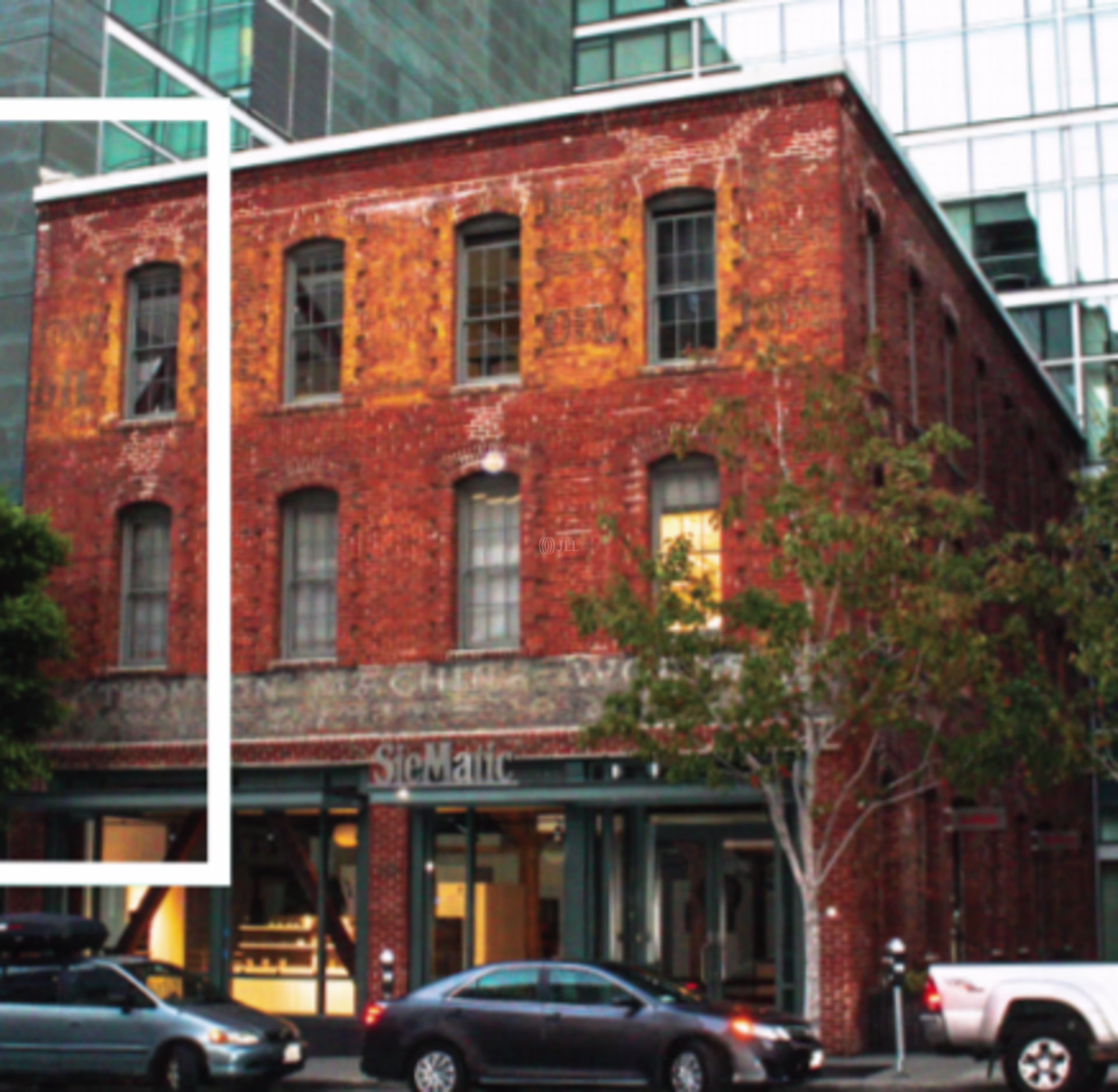 405 Howard St