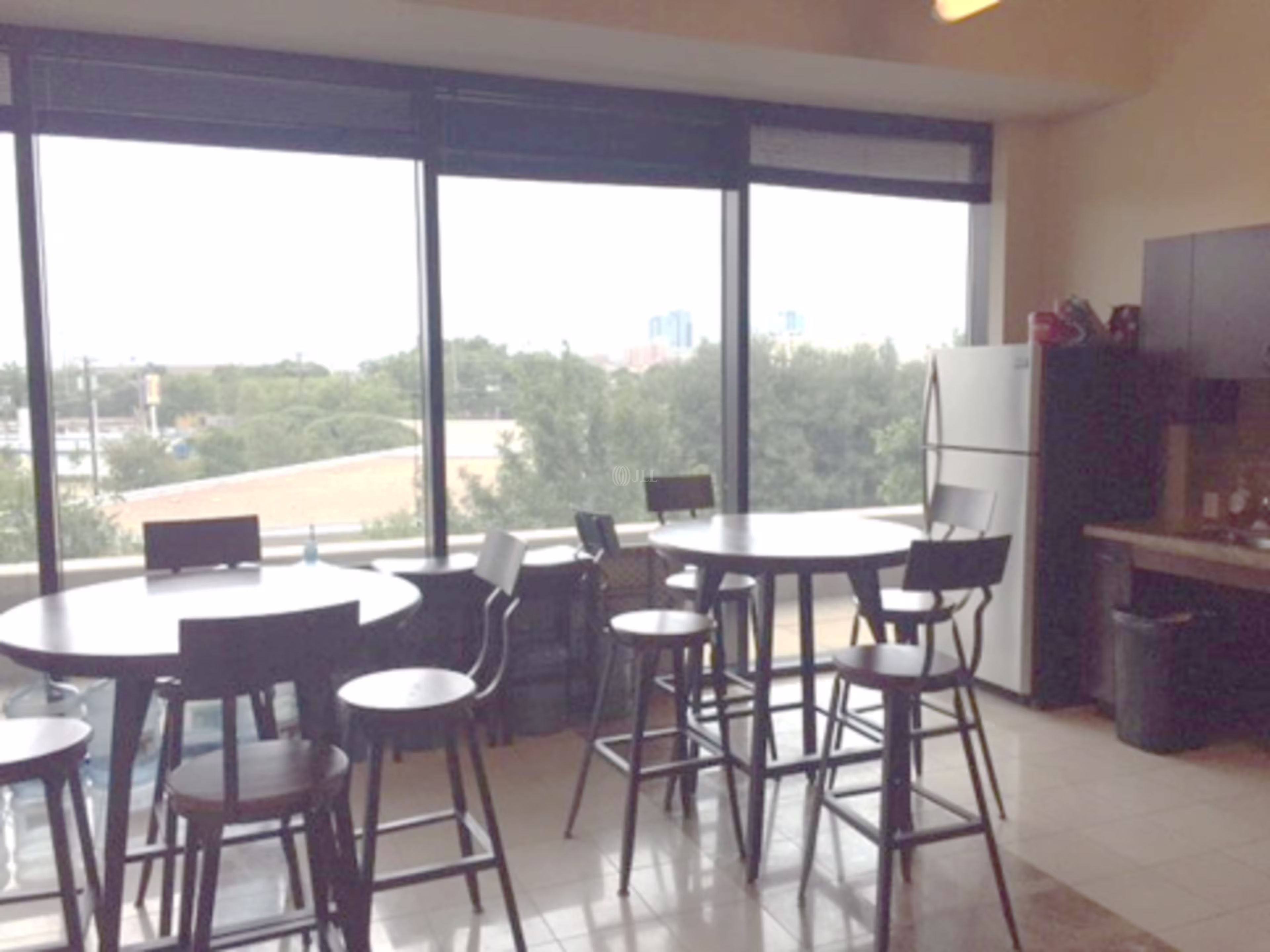 3100 W 7th St