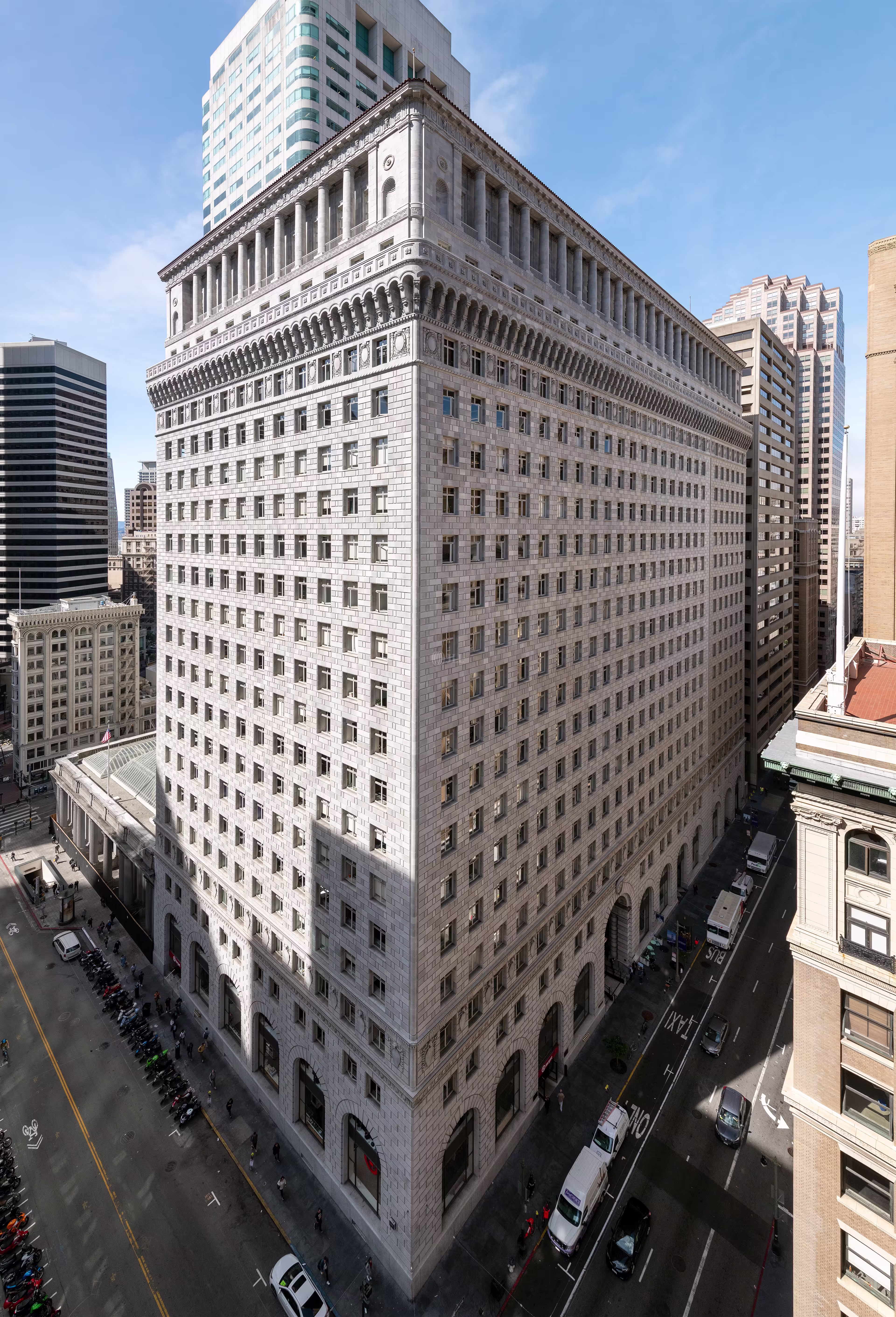 225 Bush St