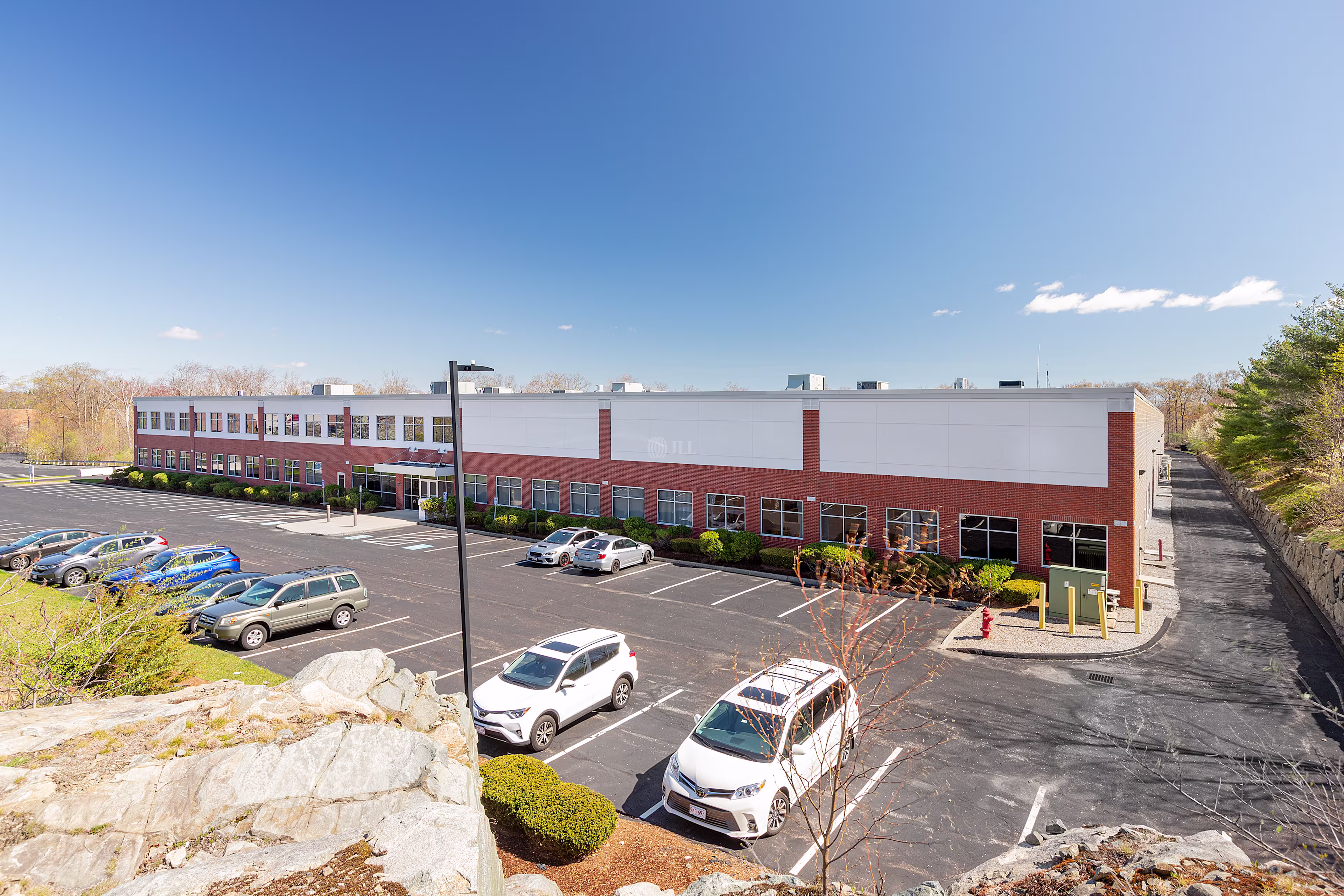 800 Technology Center Dr