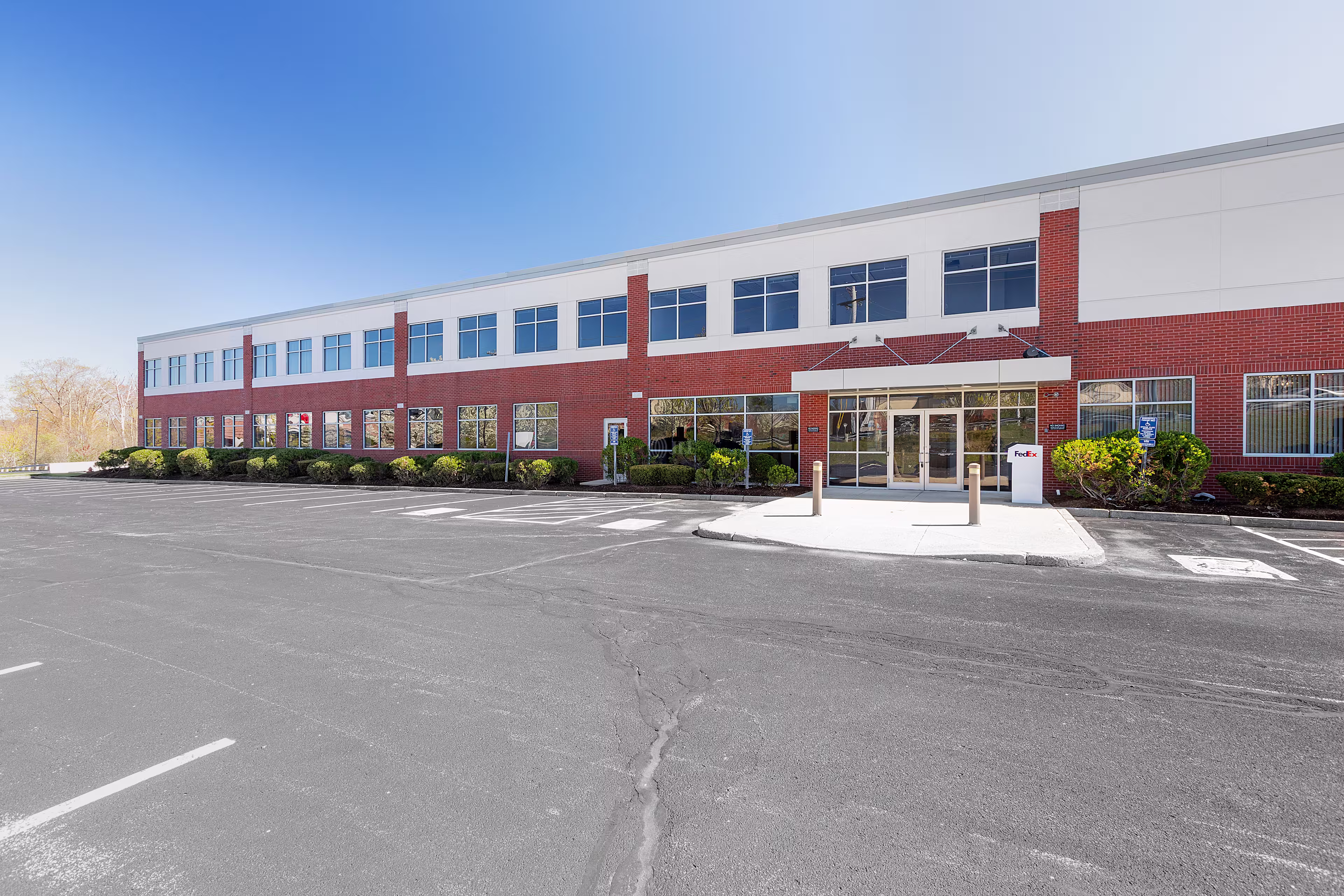 800 Technology Center Dr