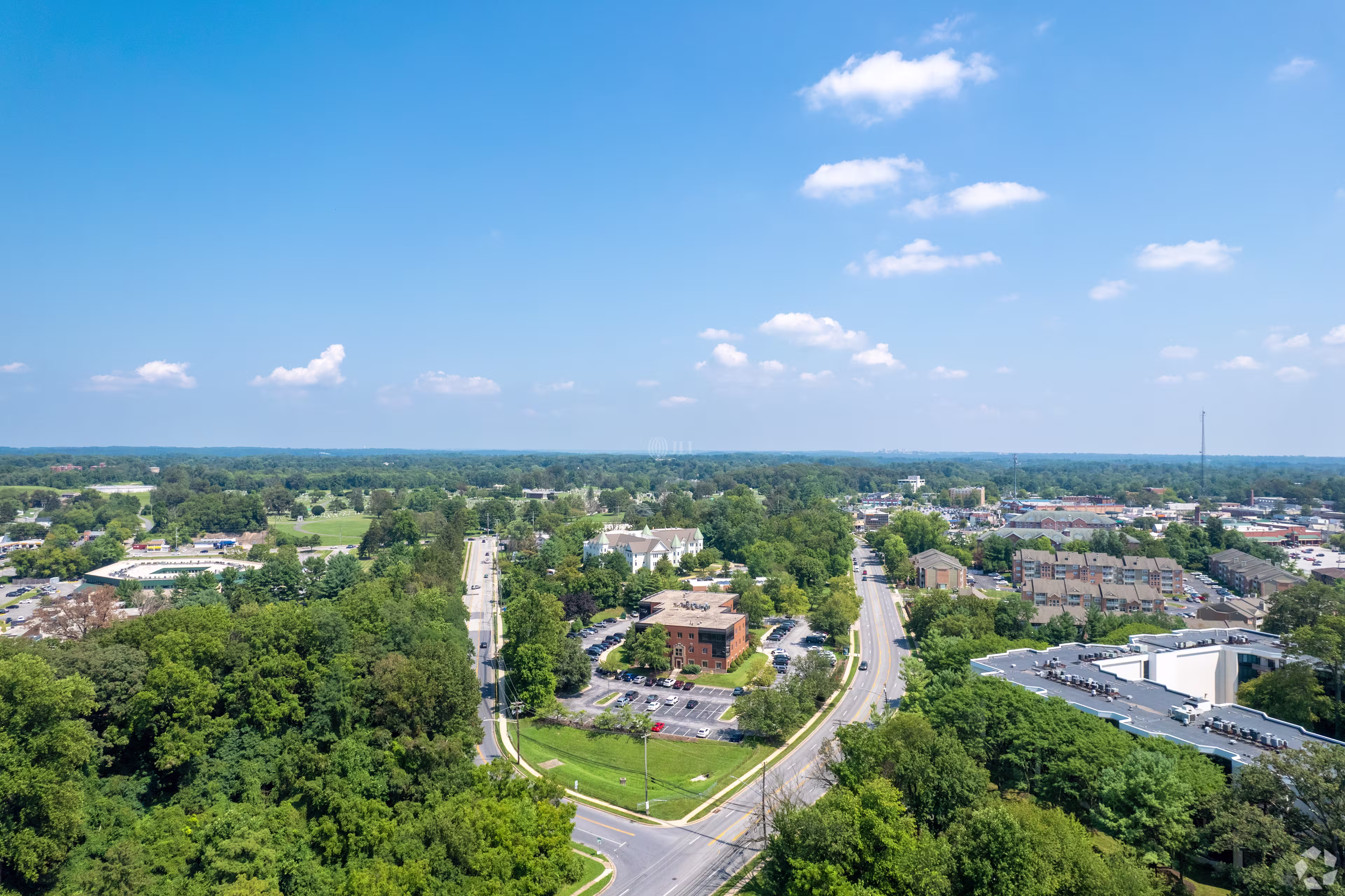 4000 Old Court Rd