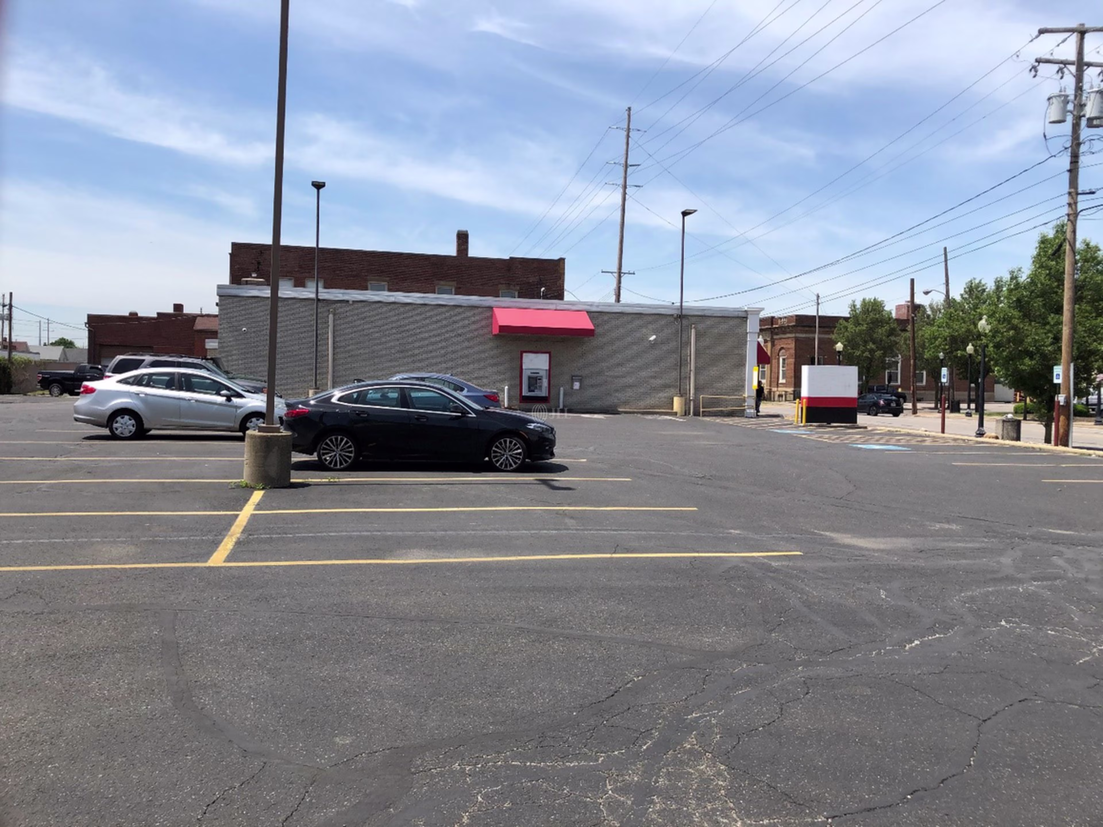 510 Wooster W Rd