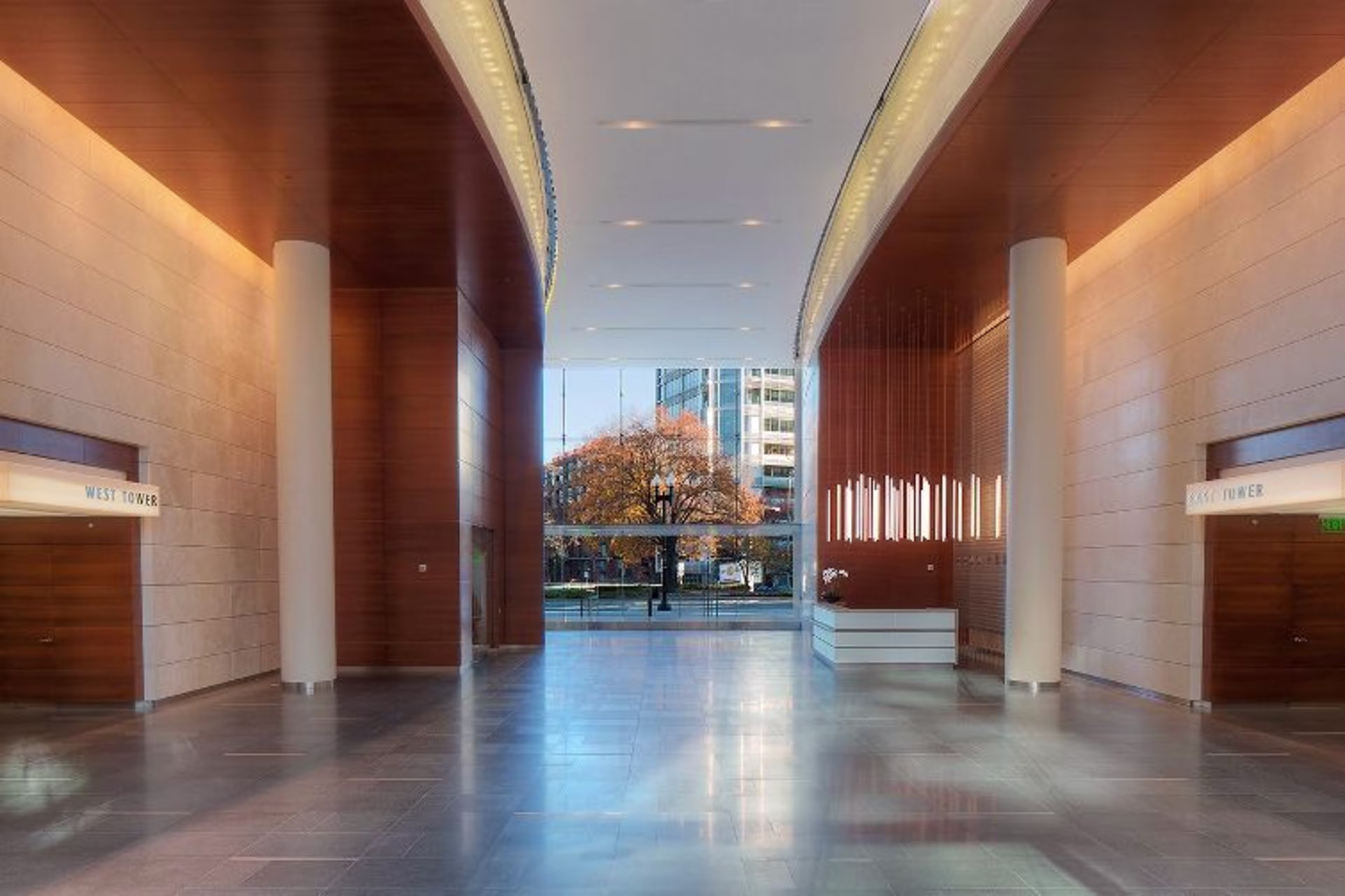 2200 Pennsylvania Ave NW