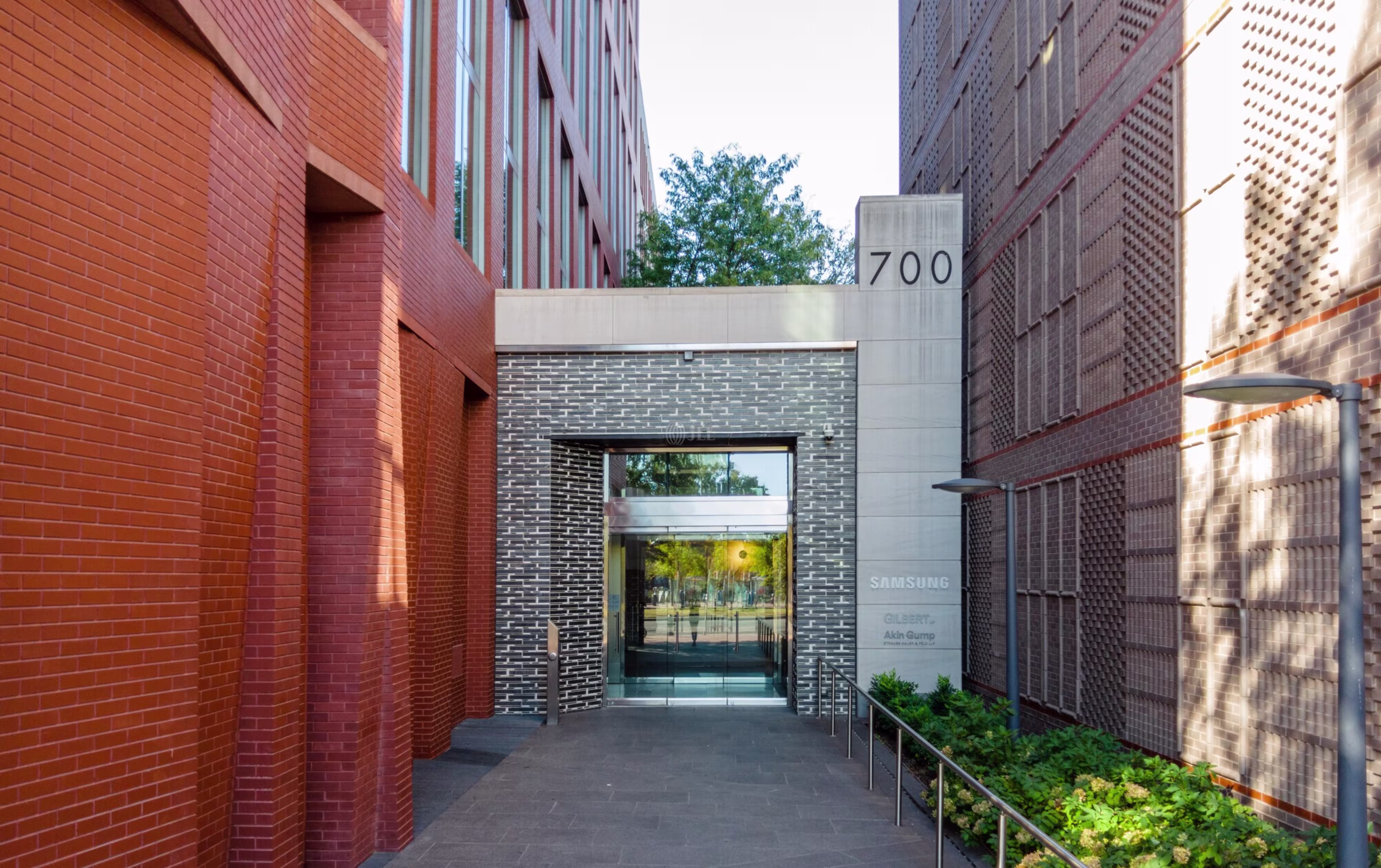 700 Pennsylvania Ave SE