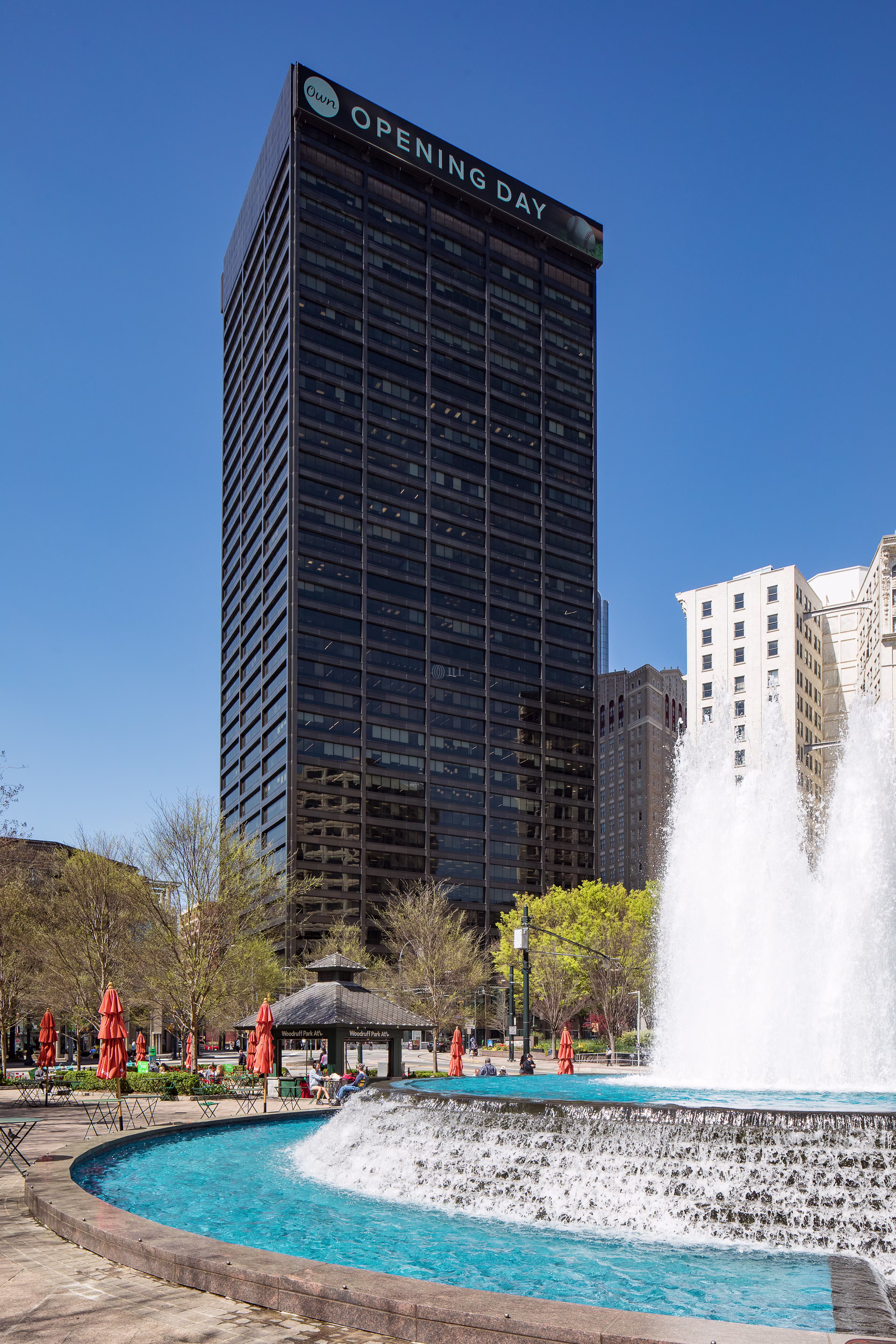 100 Peachtree St NW