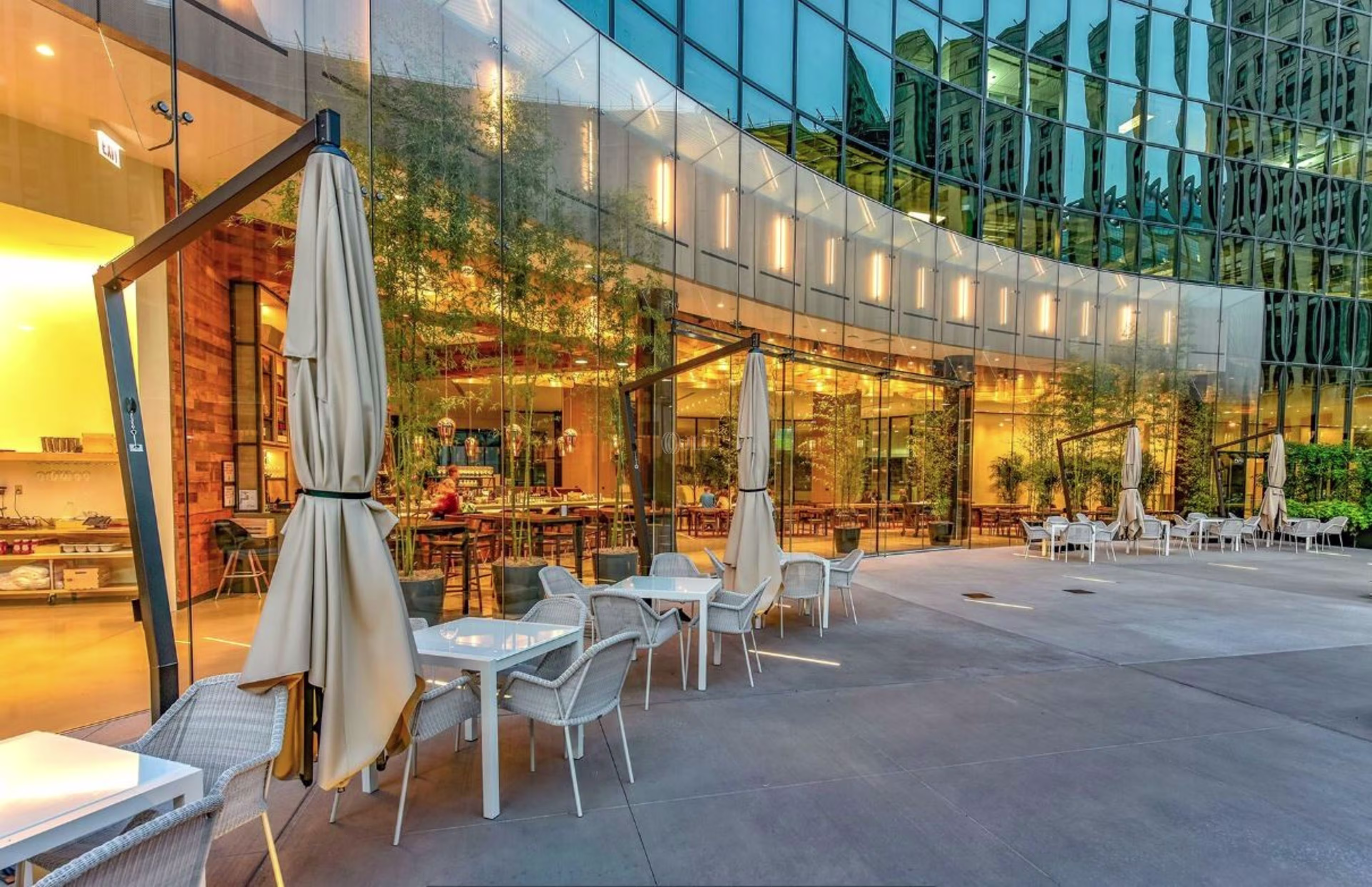 300 S Riverside Plaza