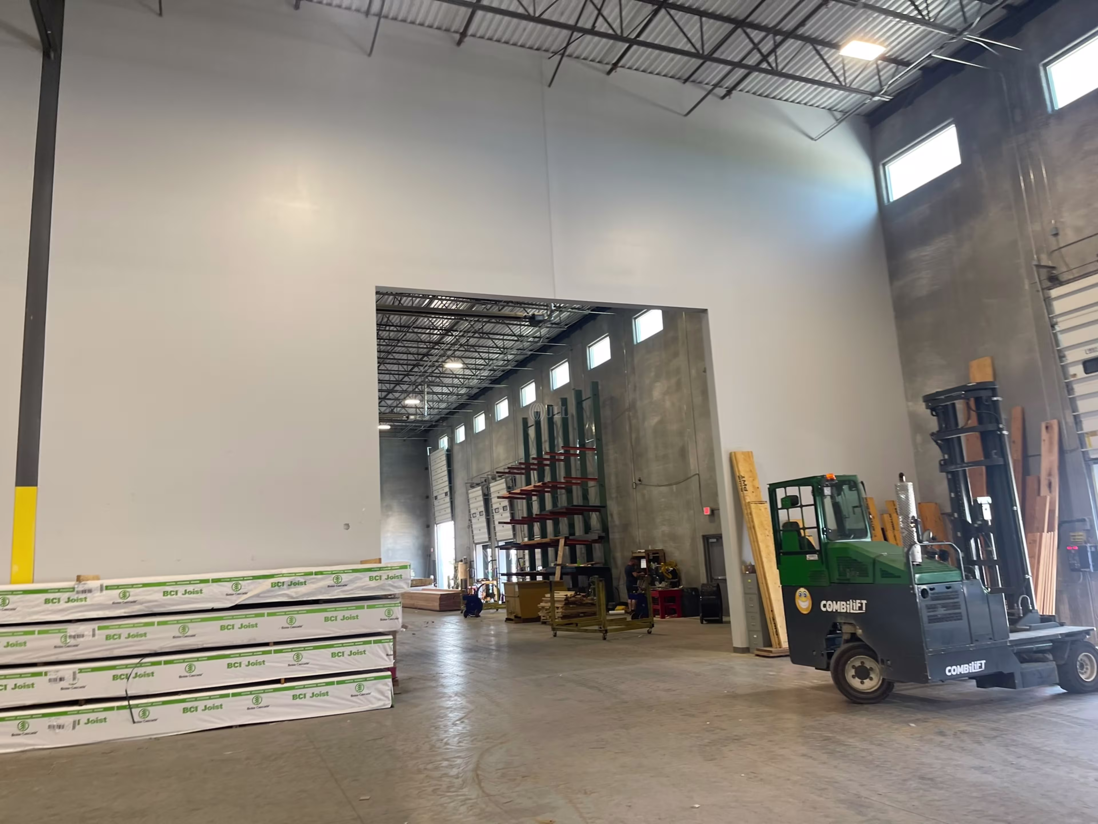 2400 SE Enterprise DR