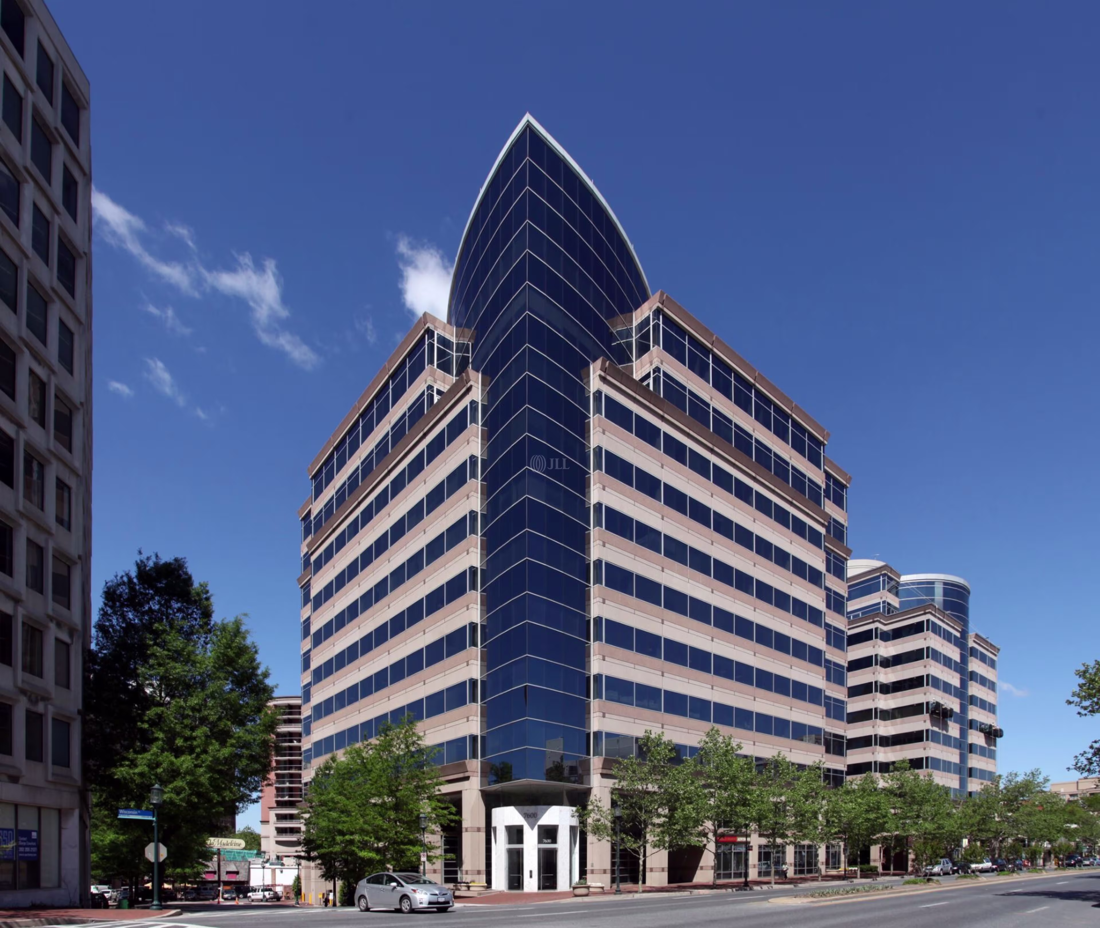 7600 Wisconsin Ave