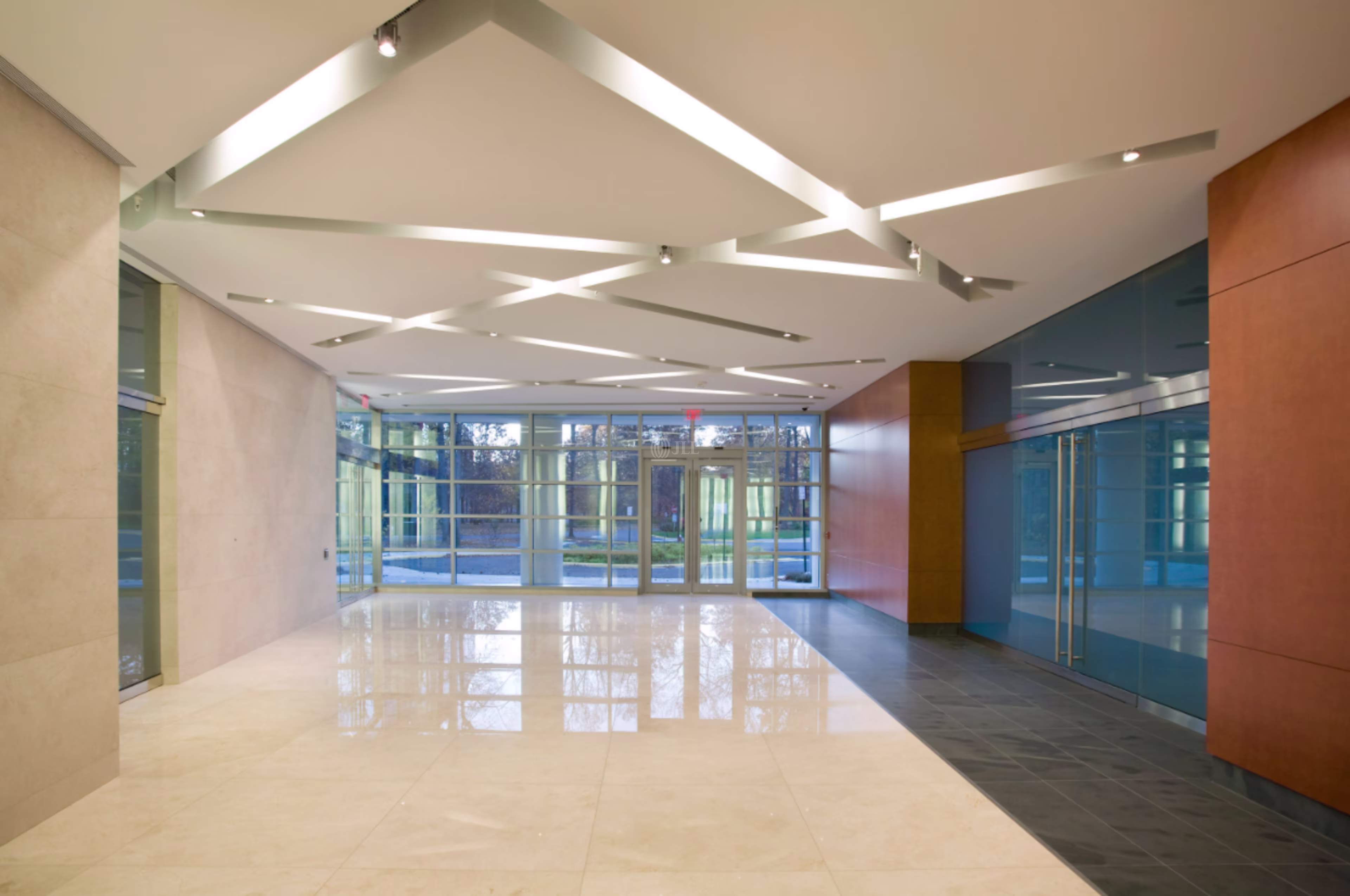 3120 Fairview Park Dr