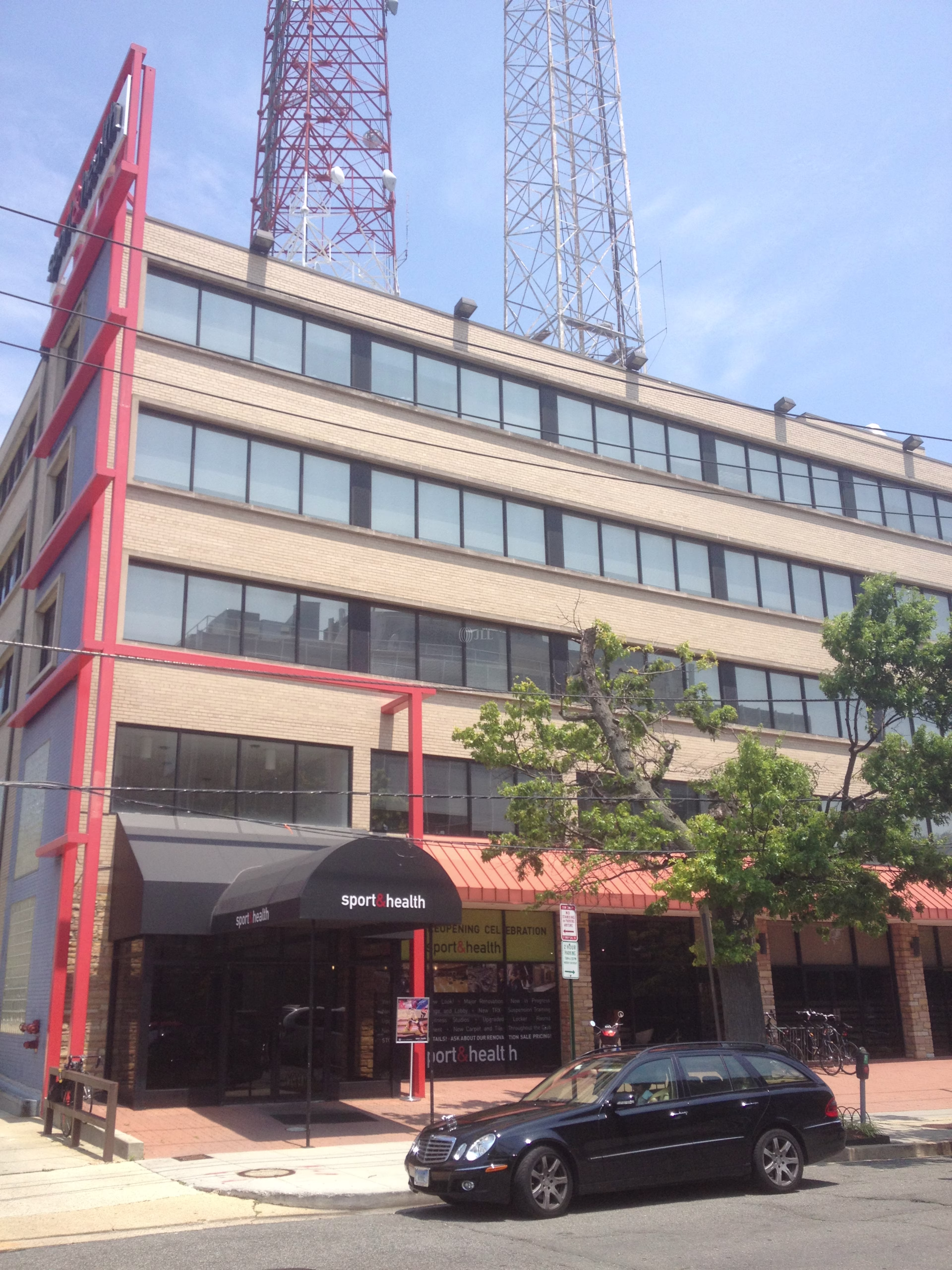 4001 Brandywine St NW