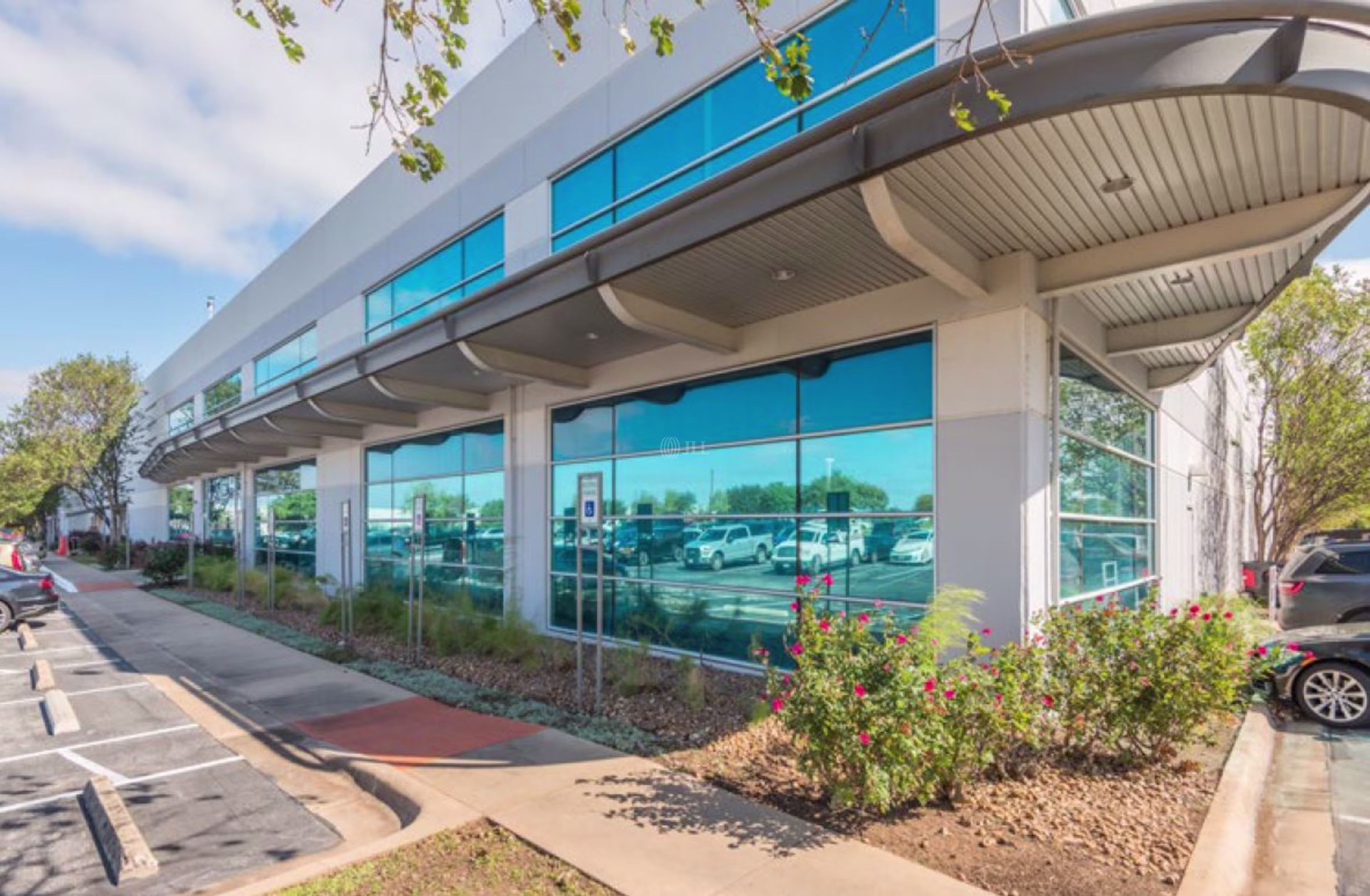 116 East Old Settlers Blvd