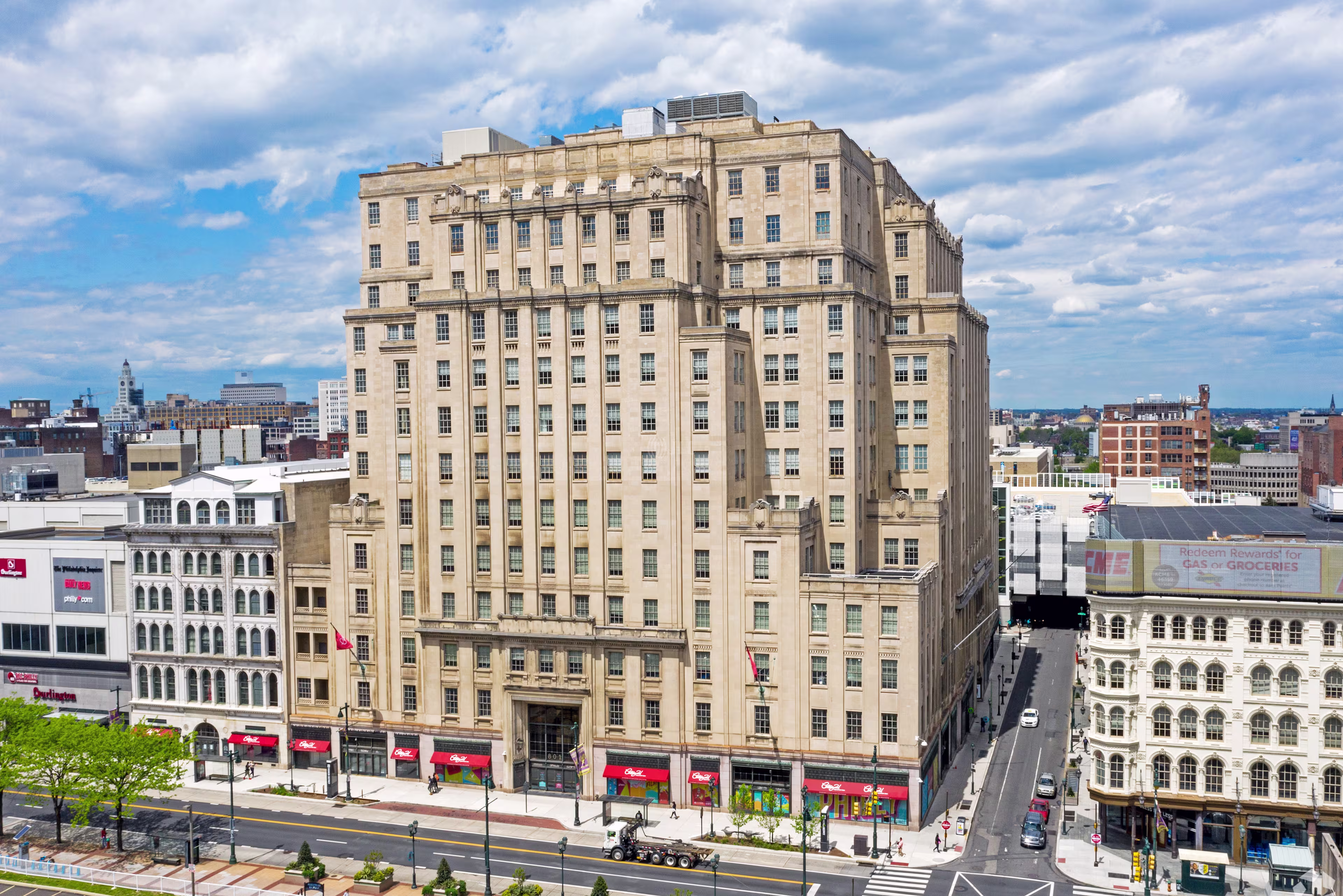 801 Market St