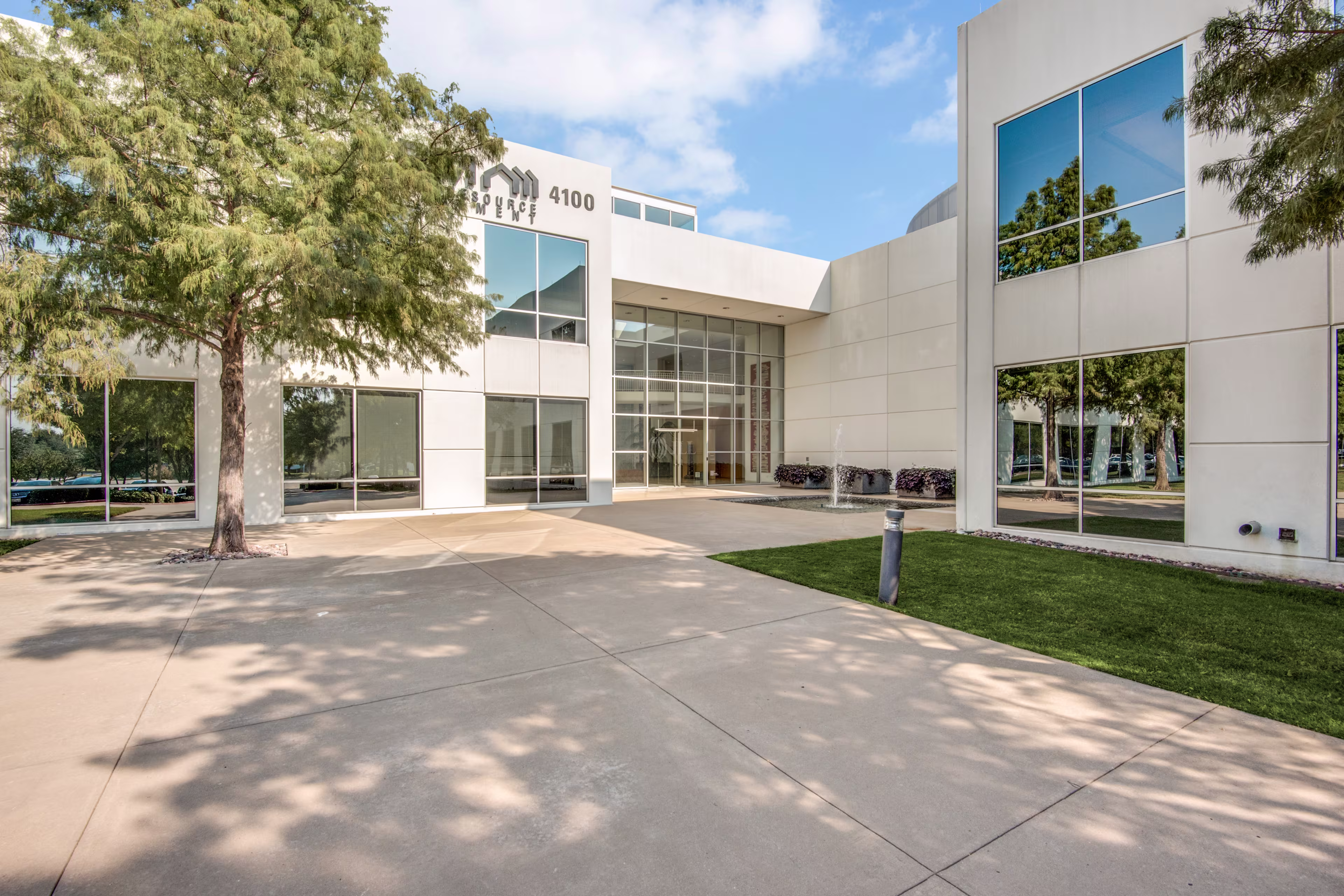 4100 International Pkwy