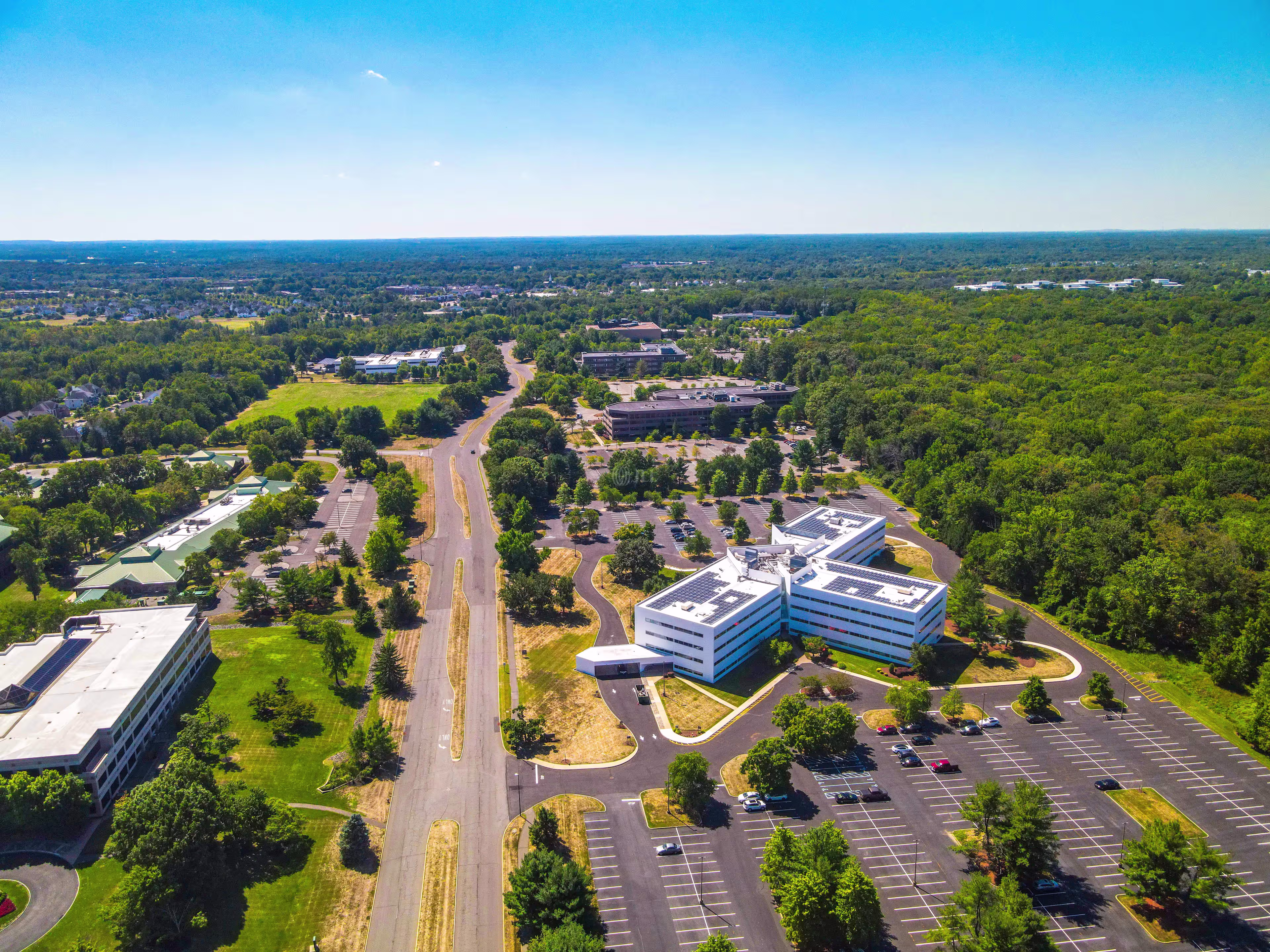 500 College Rd E