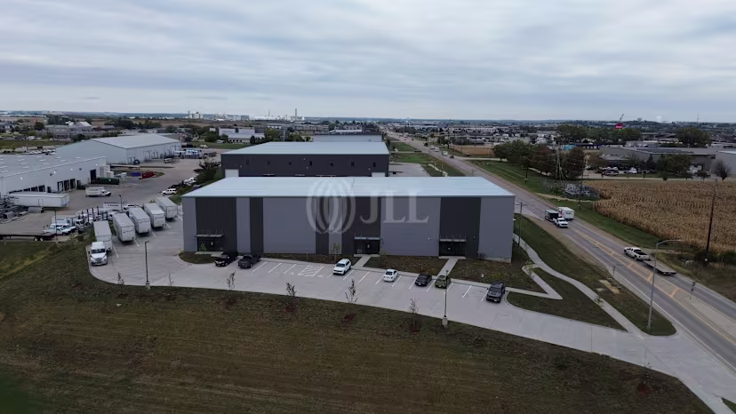 10000 6th St SW — Lease in Cedar Rapids, IA, photo 8 of 8
