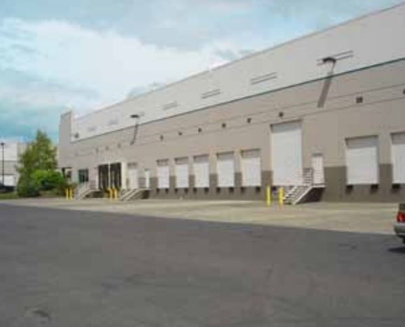 Southshore Commerce Center - Bldg C — Lease in Portland, OR, photo 1 of 4