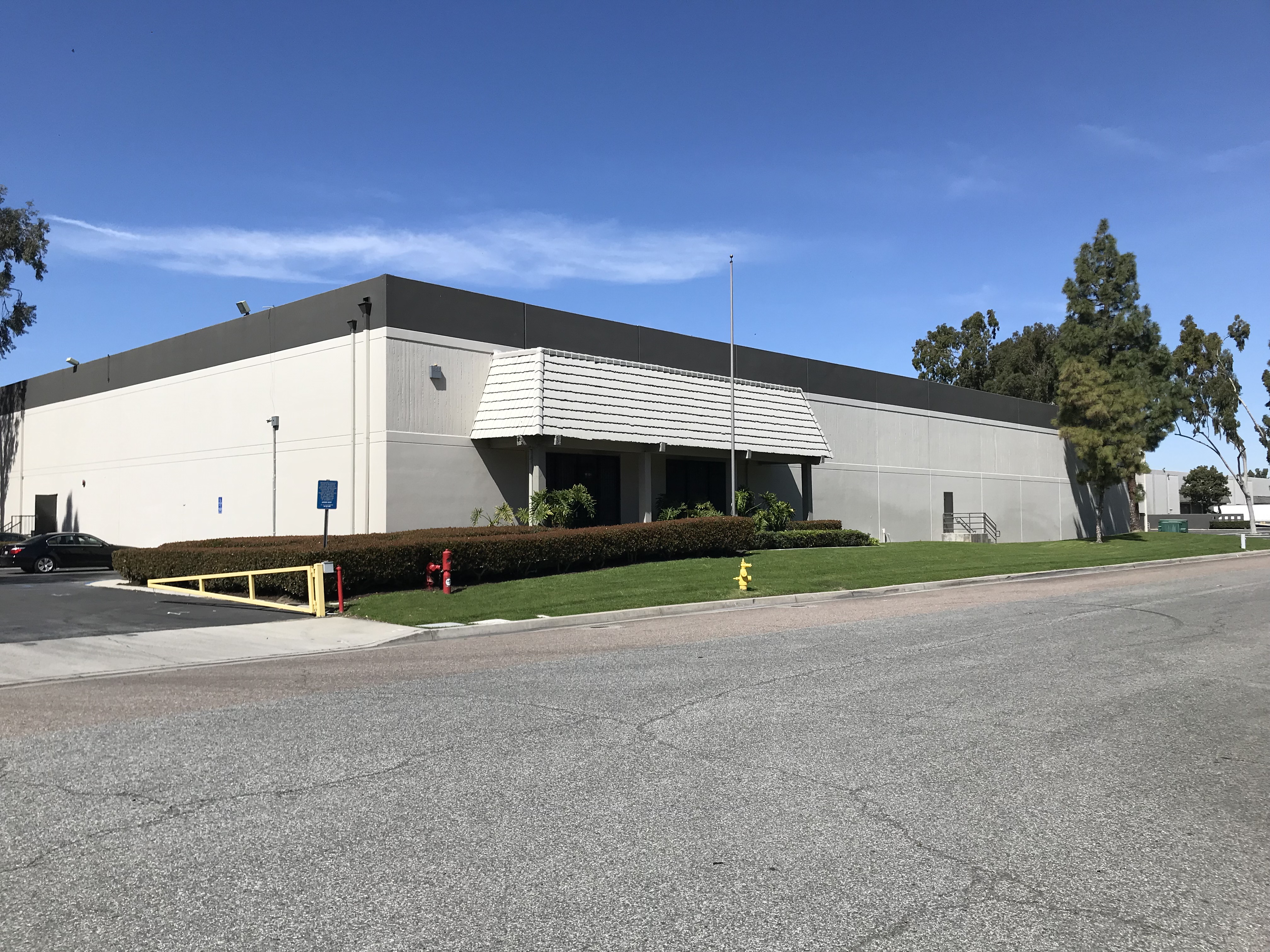 16201 Commerce Way, Cerritos, CA 90703